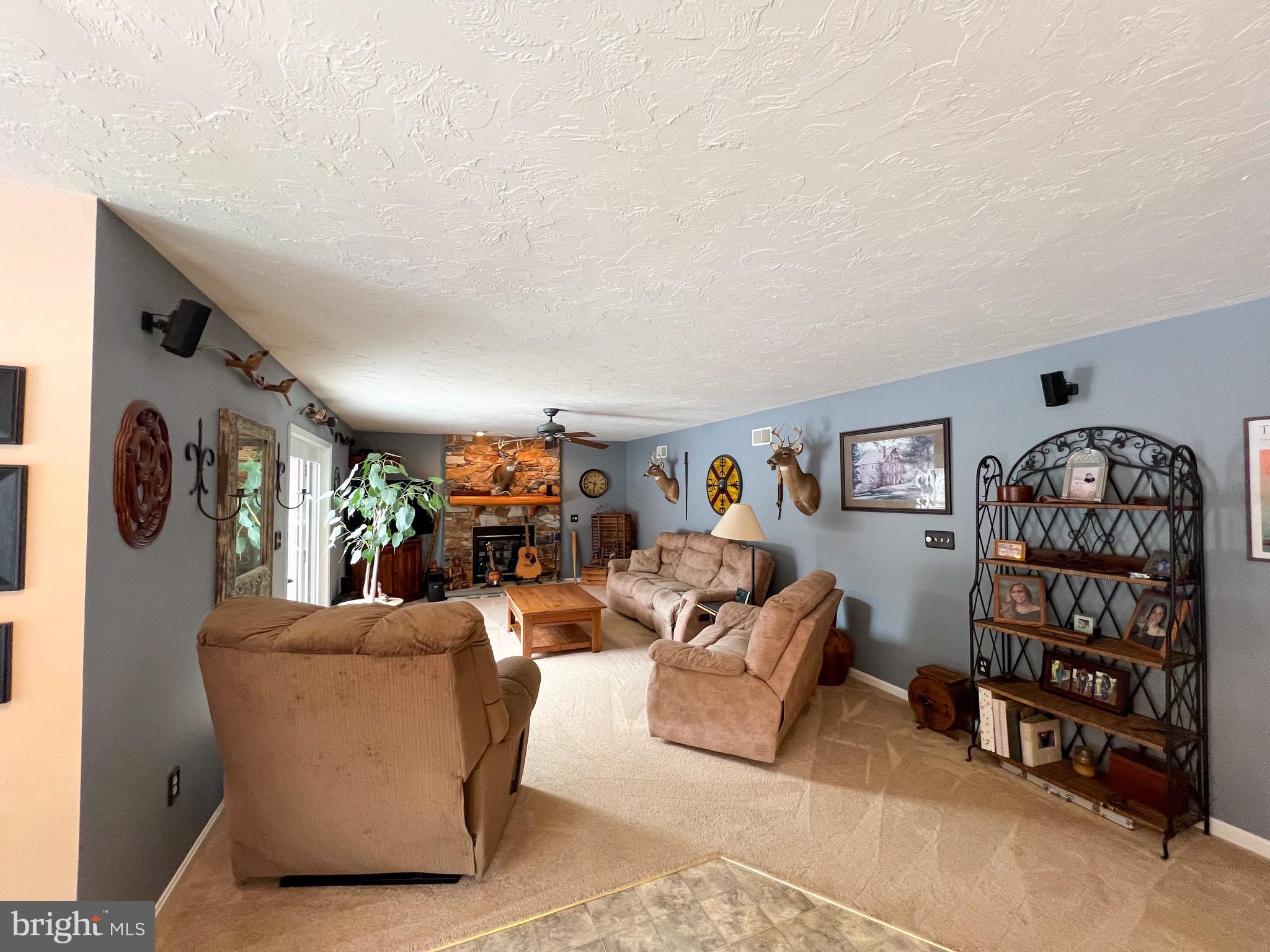 MAYERS SUMMIT - Residential