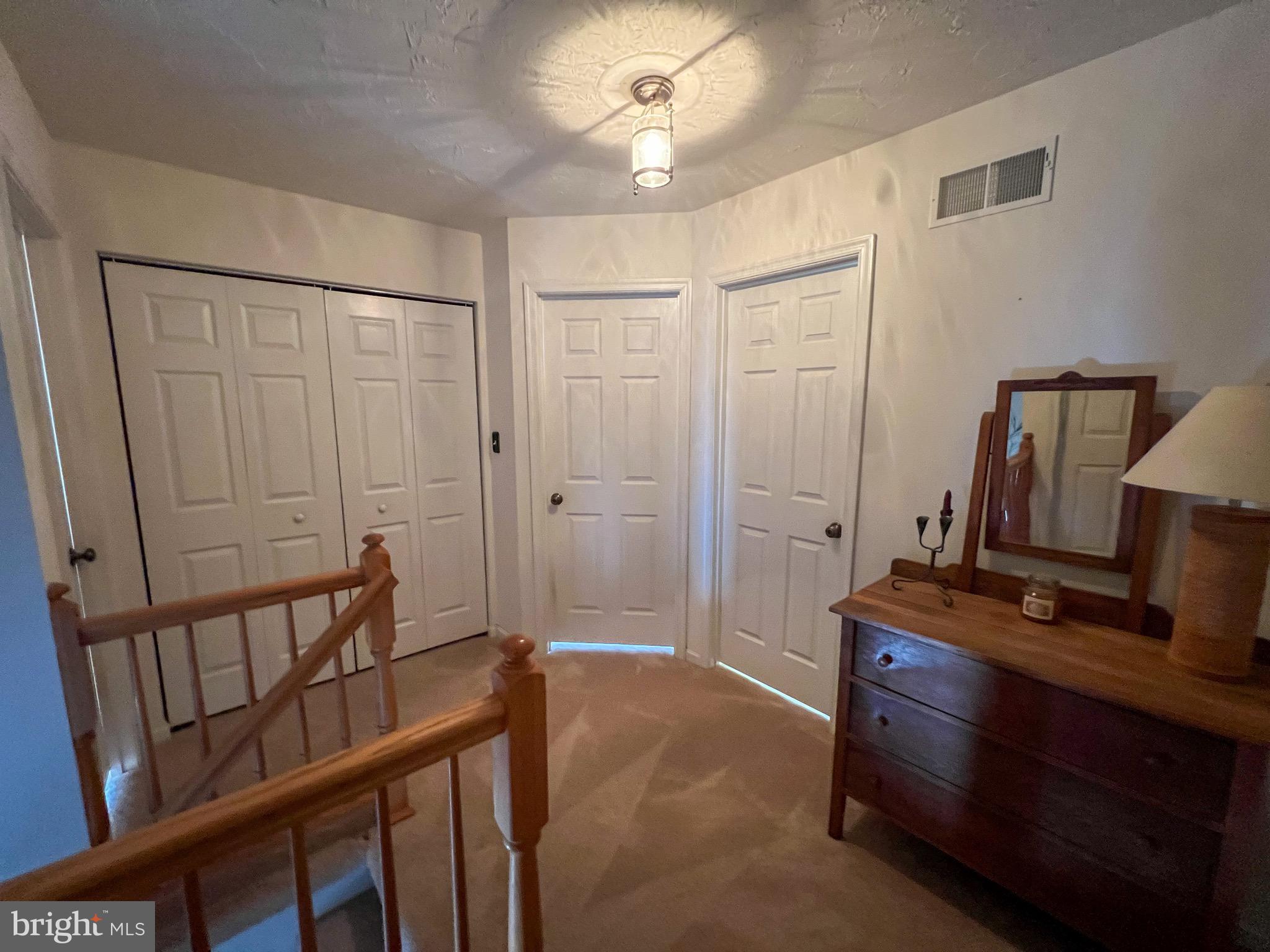 MAYERS SUMMIT - Residential