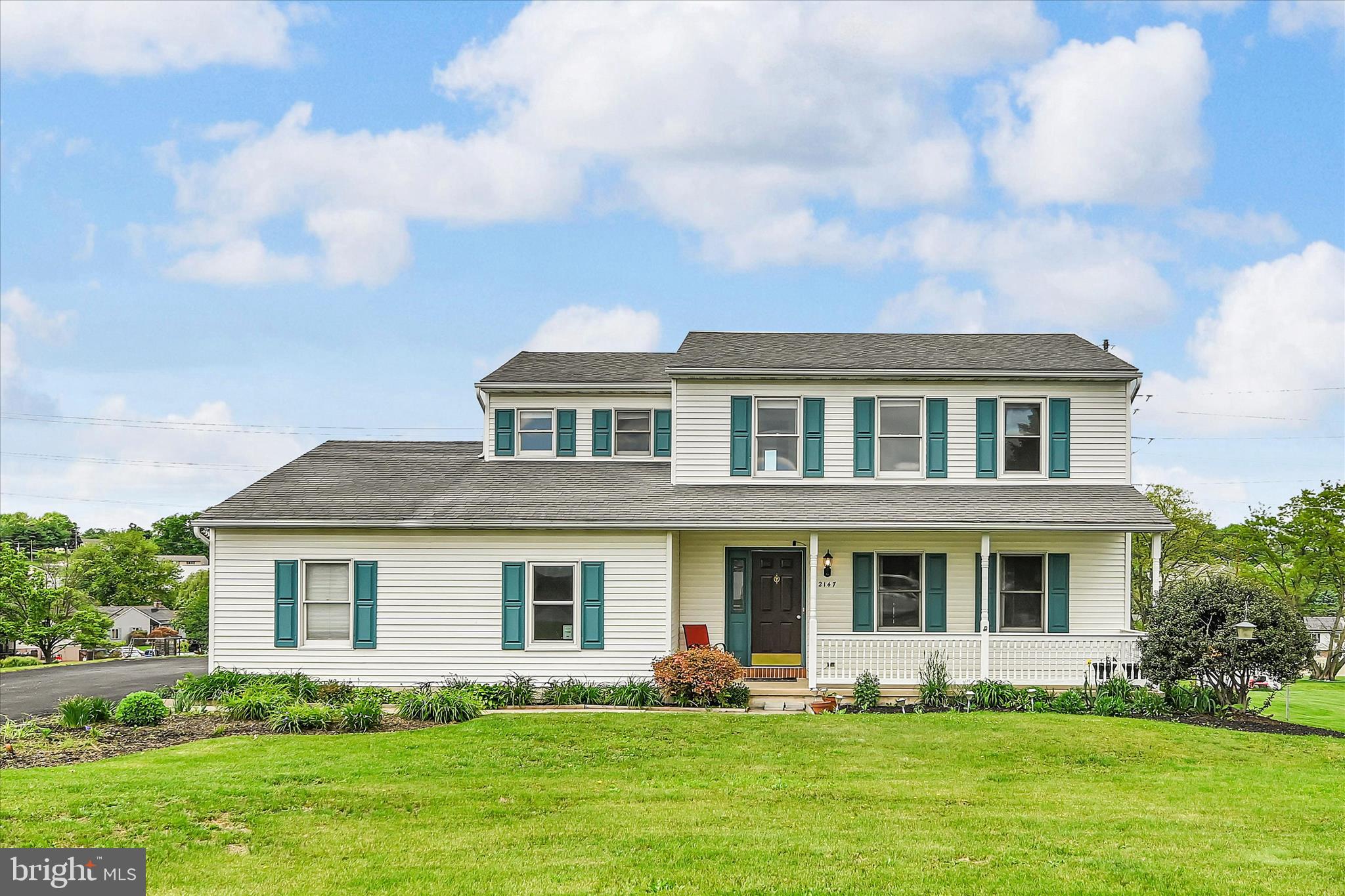 CLOVERLEAF STATION - Residential