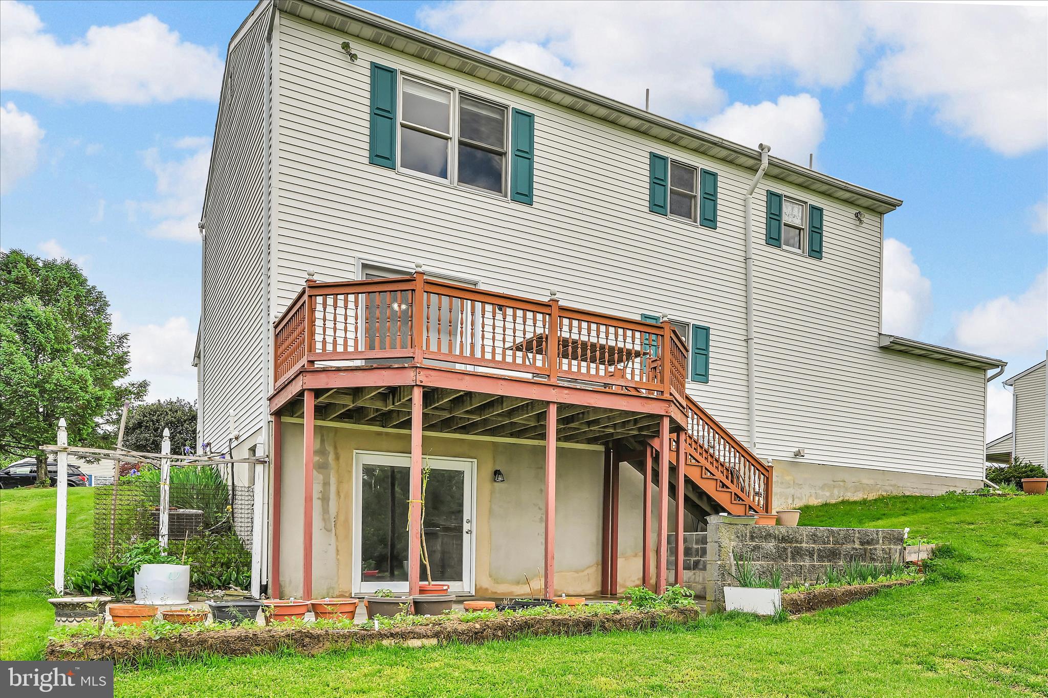 CLOVERLEAF STATION - Residential