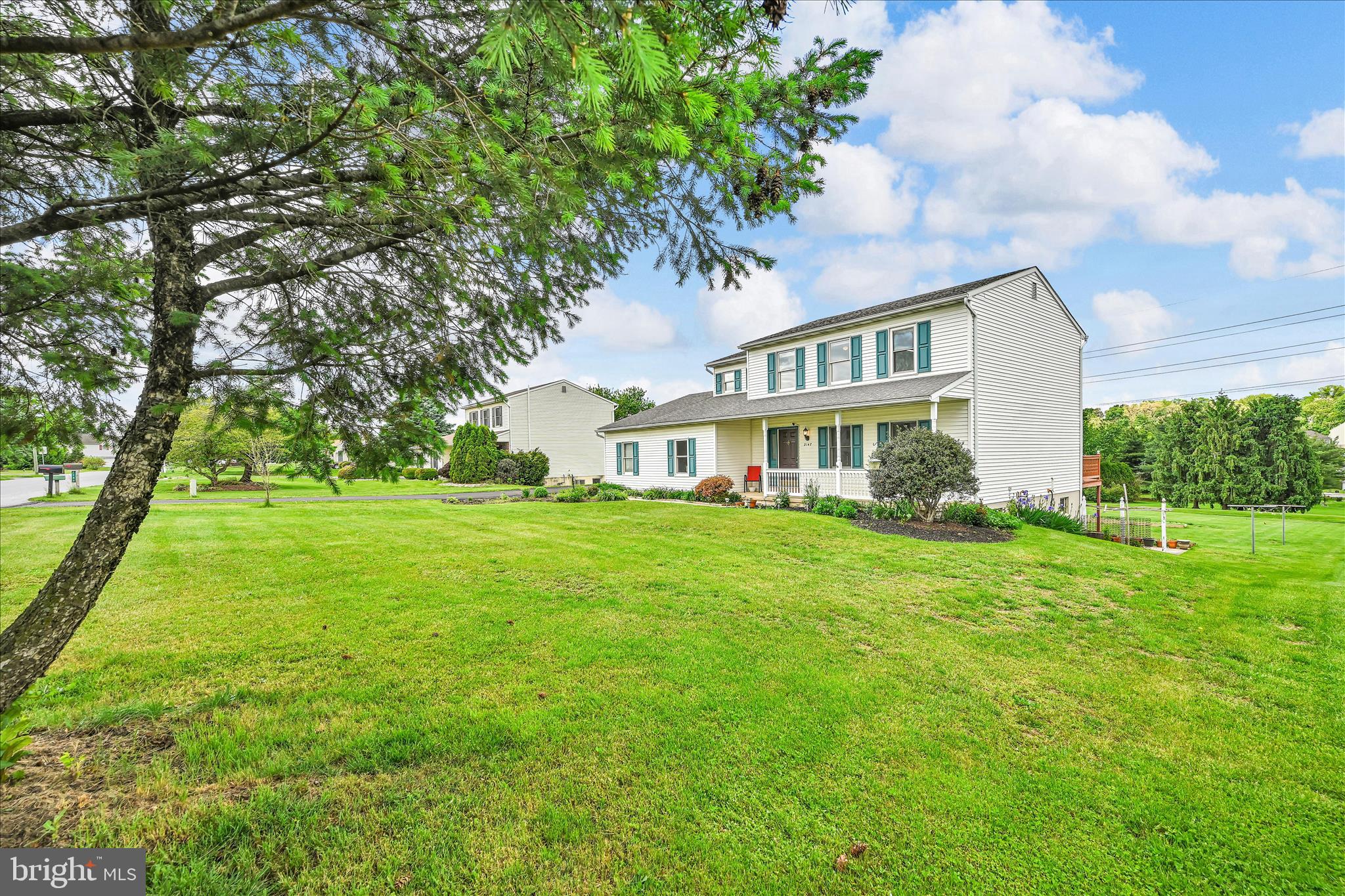 CLOVERLEAF STATION - Residential