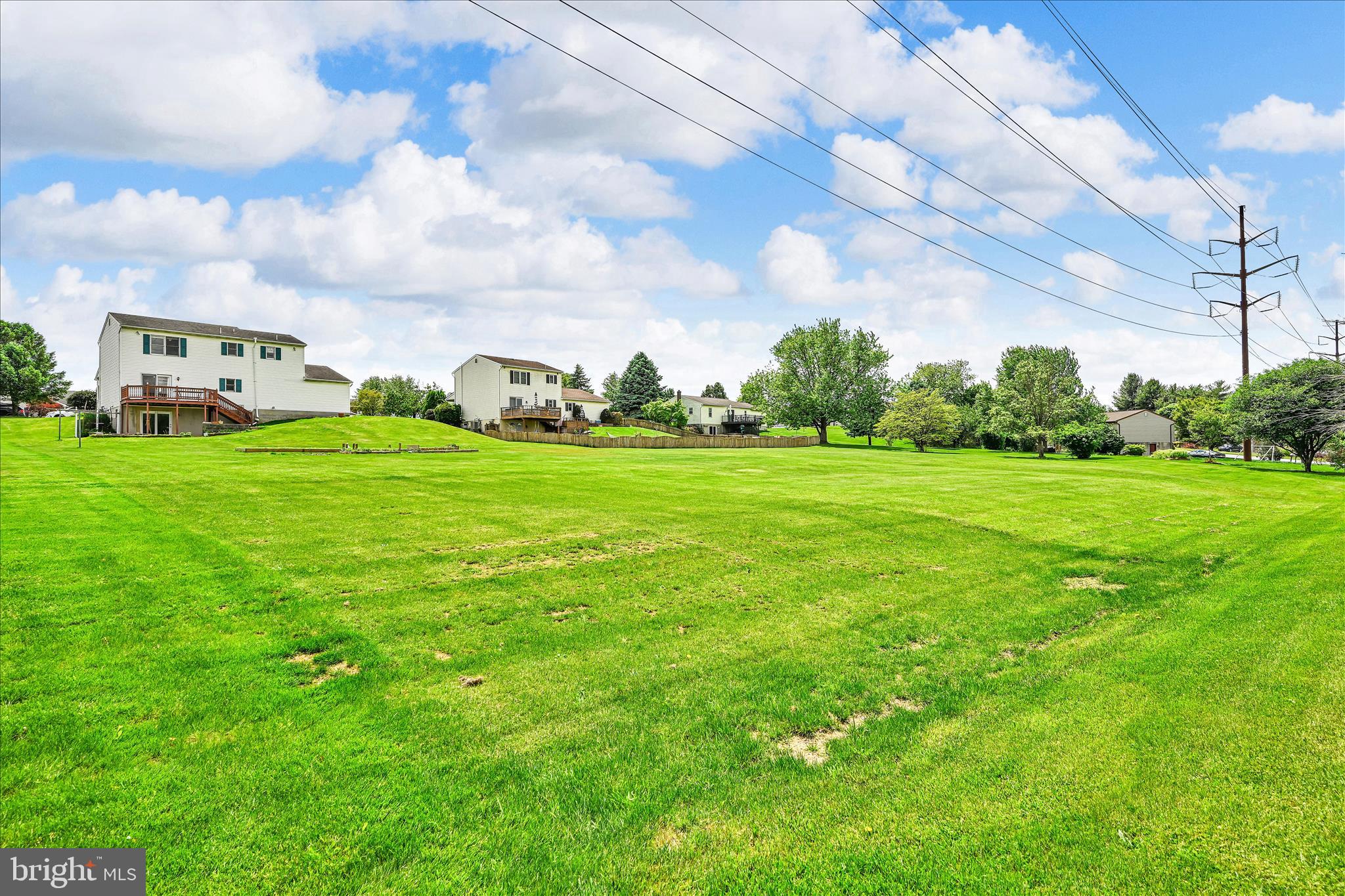 CLOVERLEAF STATION - Residential