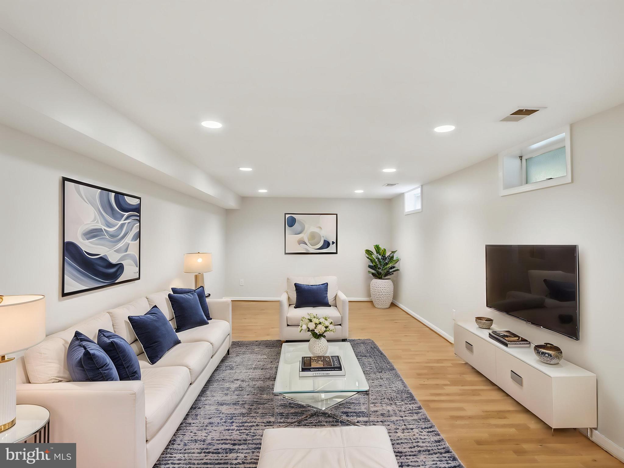 GERMANTOWN ESTATES - Residential