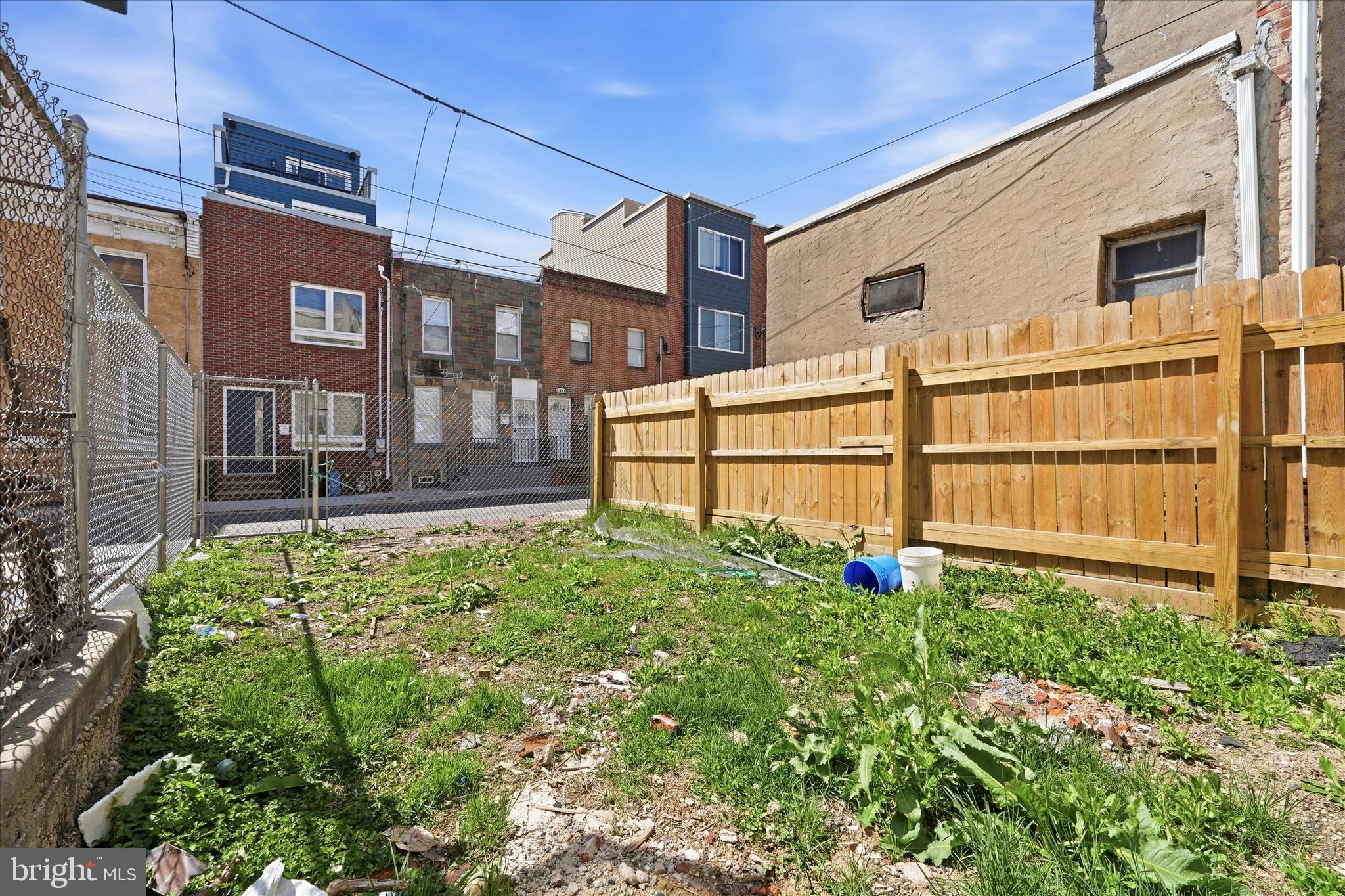 POINT BREEZE - Residential