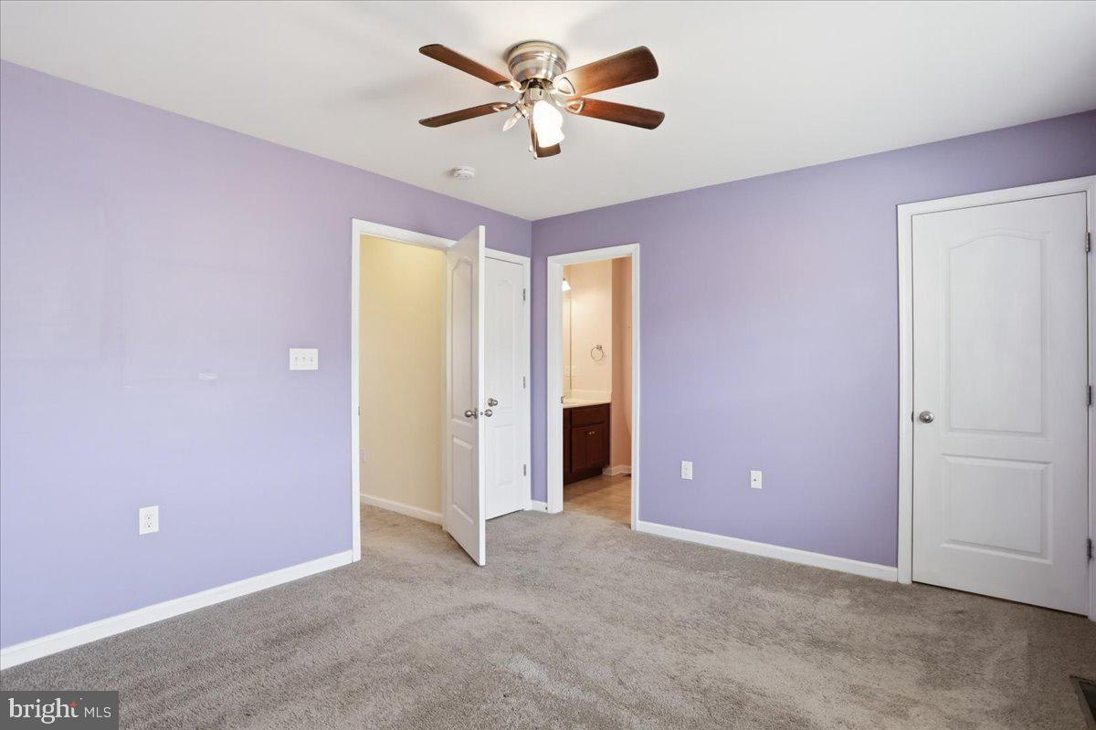 MANOR PARK - Residential