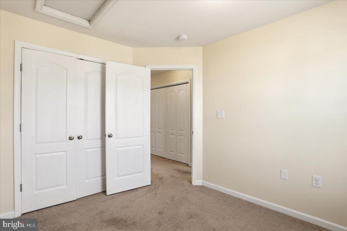 MANOR PARK - Residential