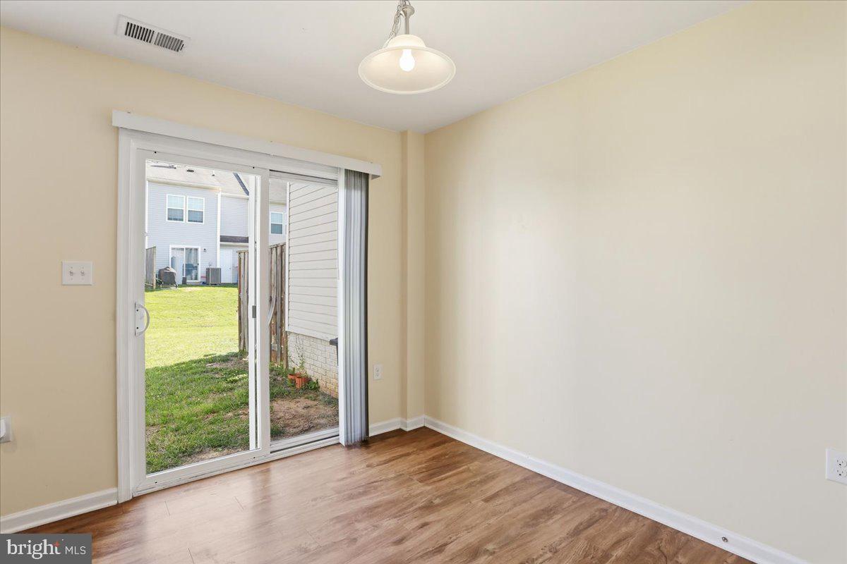 MANOR PARK - Residential