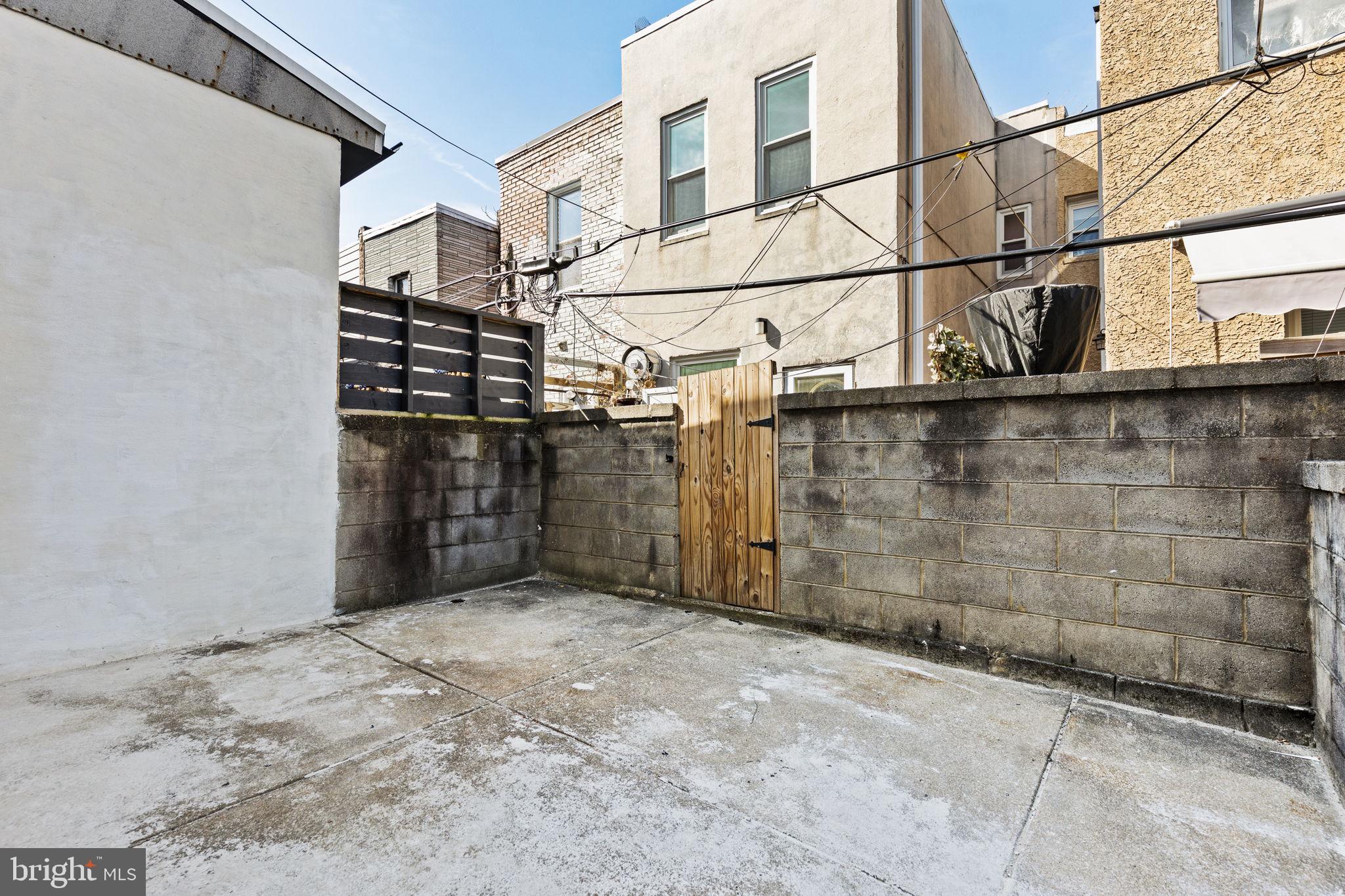 GIRARD ESTATES - Residential