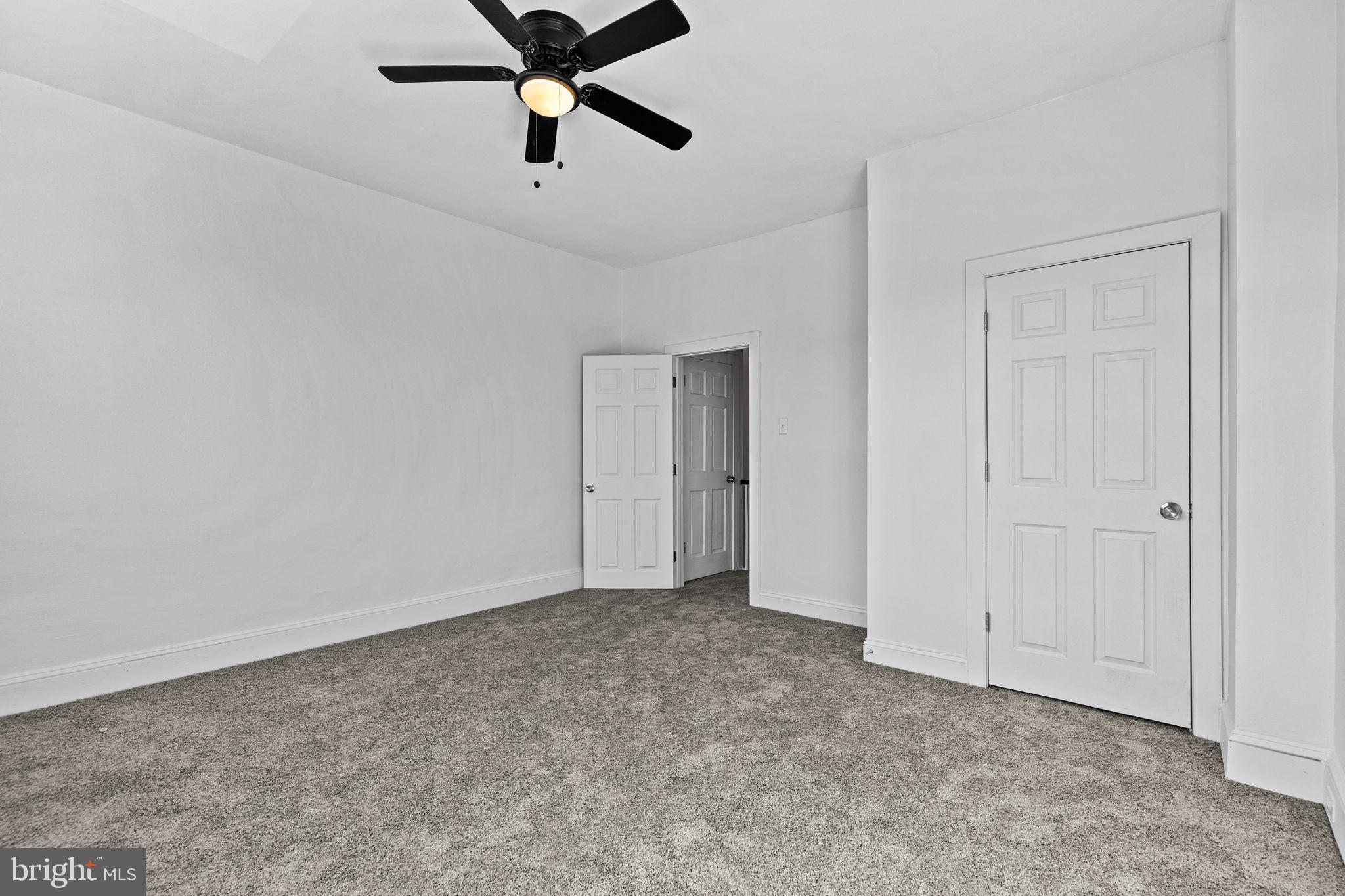 GIRARD ESTATES - Residential