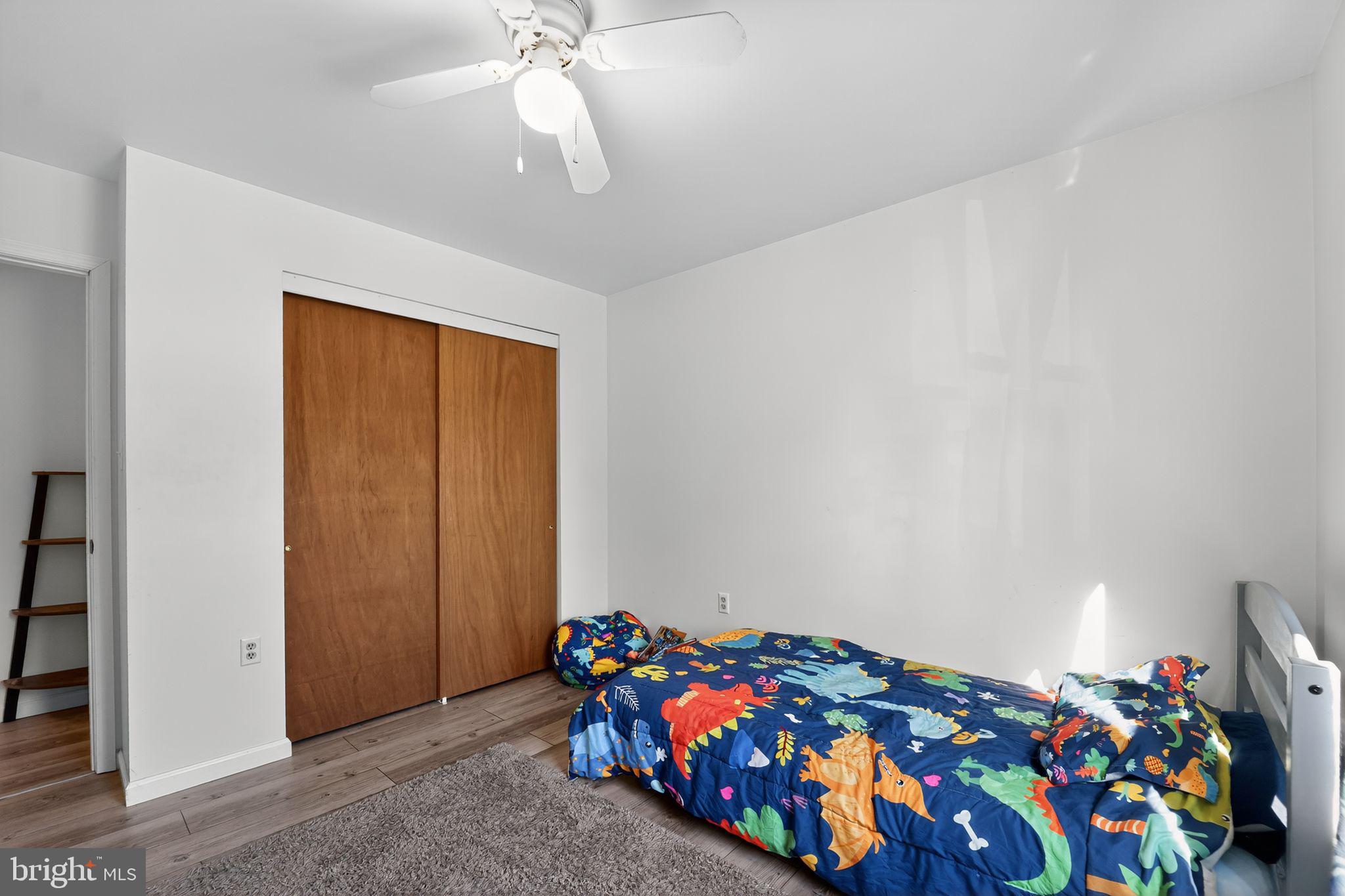 WHISPERING VALLEY - Residential