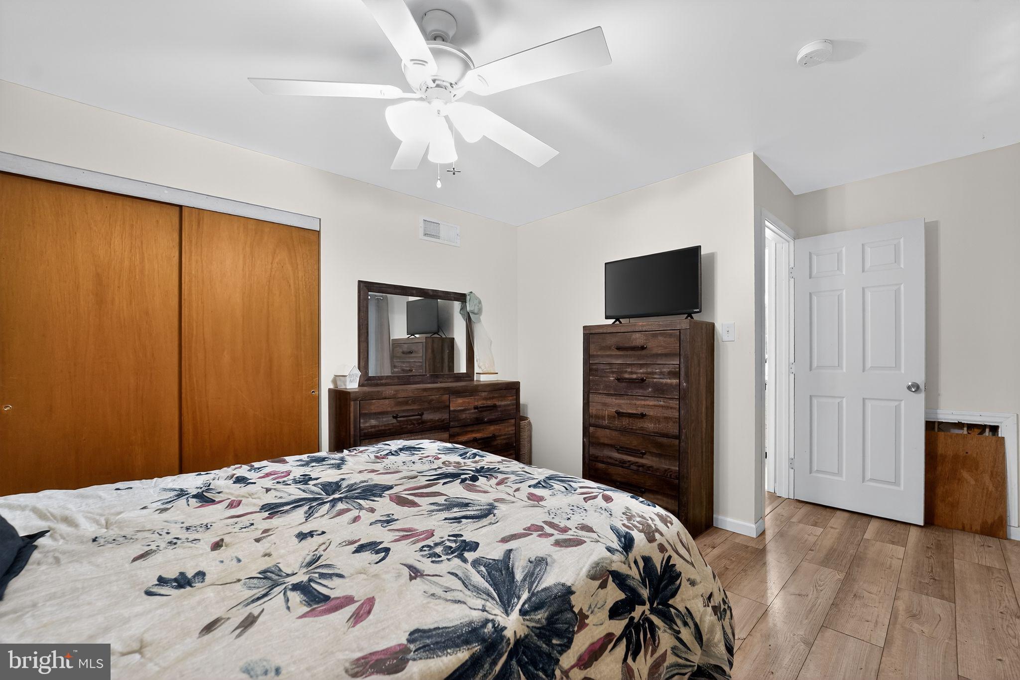 WHISPERING VALLEY - Residential