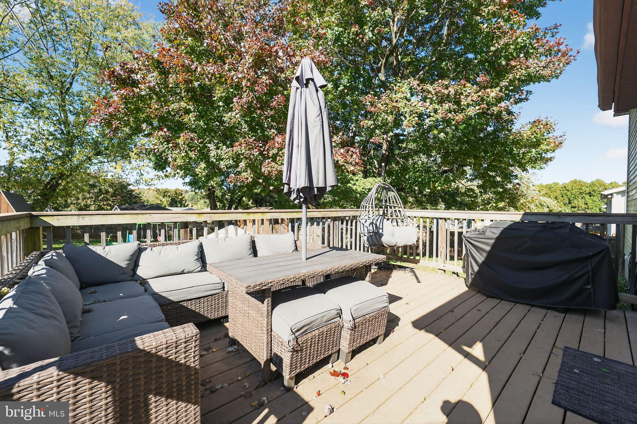 WHISPERING VALLEY - Residential