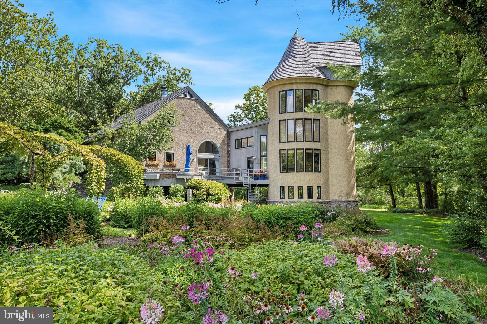 WALMERE MANOR - Residential