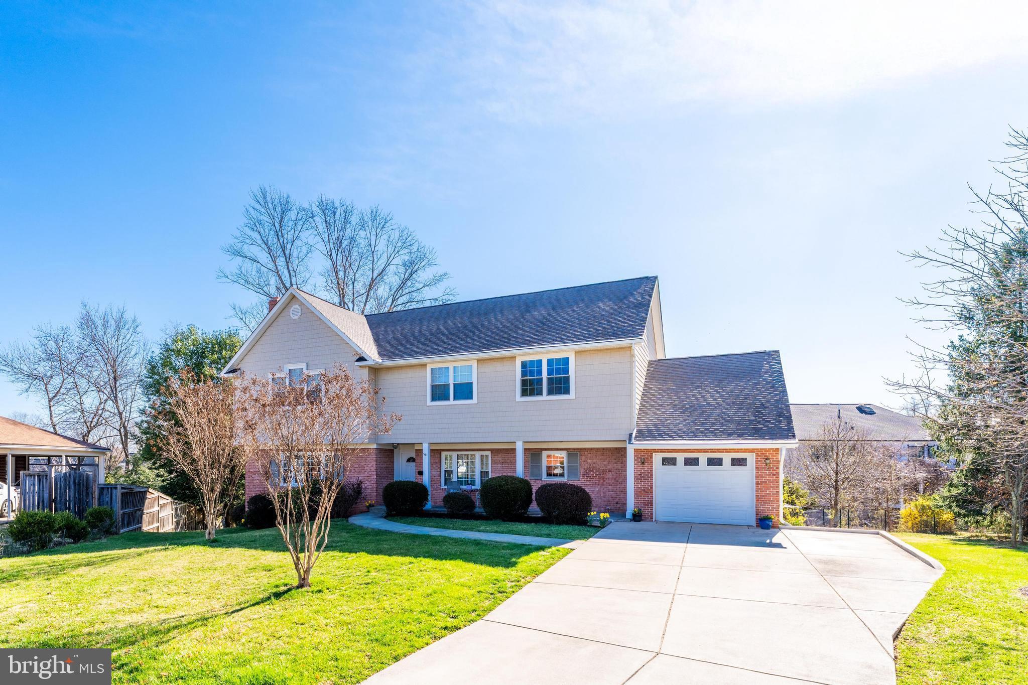 BIRCHWOOD - Residential