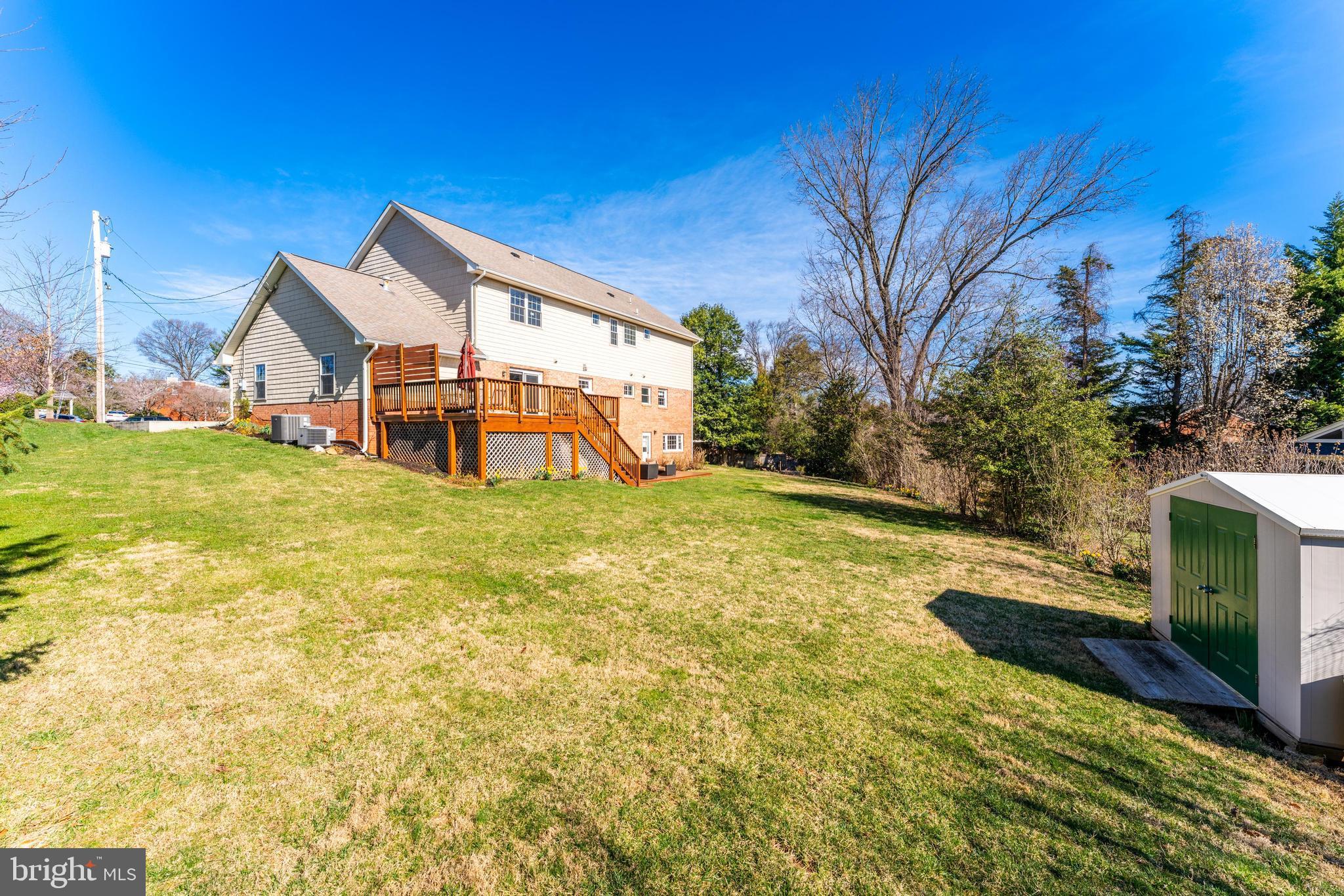 BIRCHWOOD - Residential