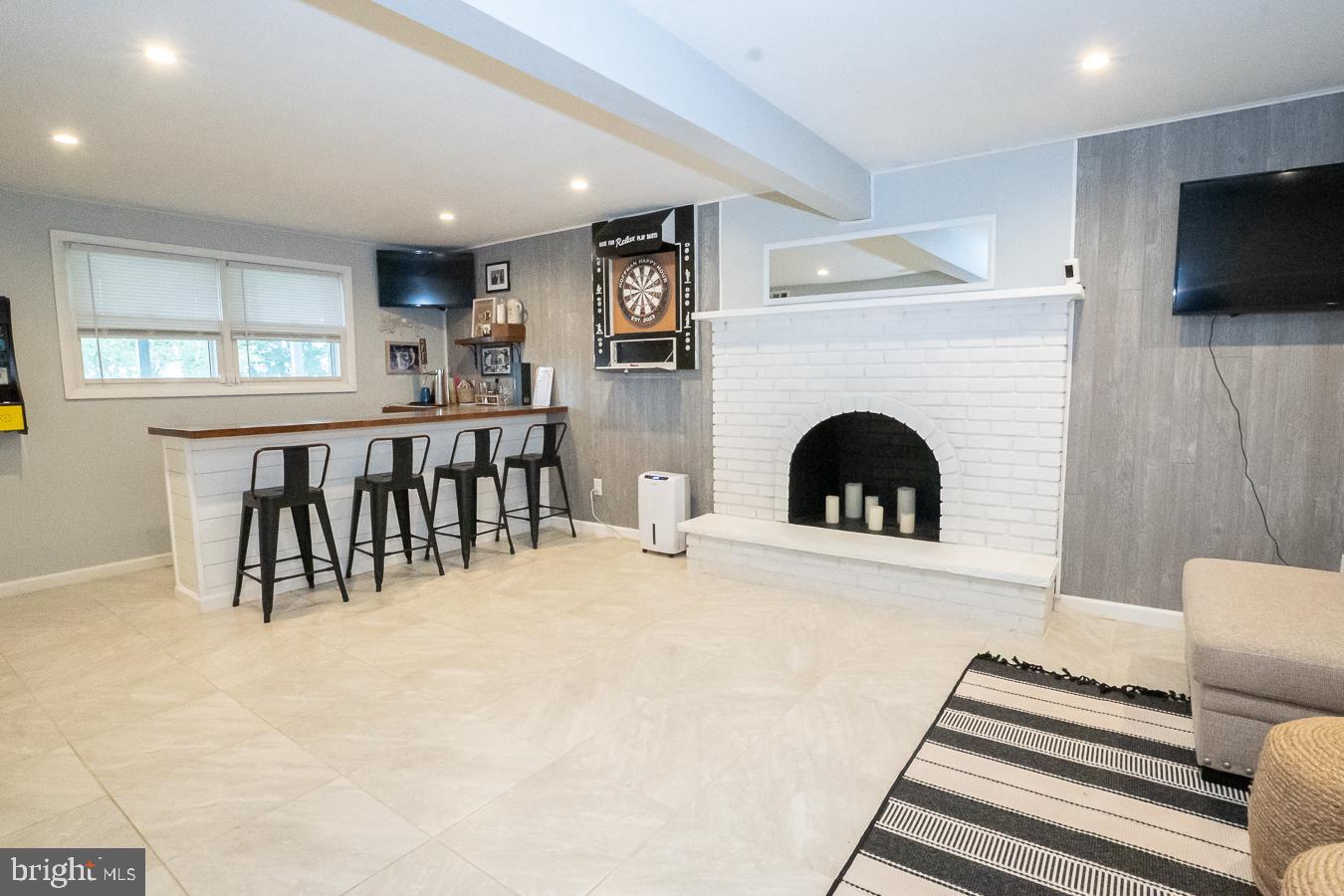 MANSION HEIGHTS - Residential