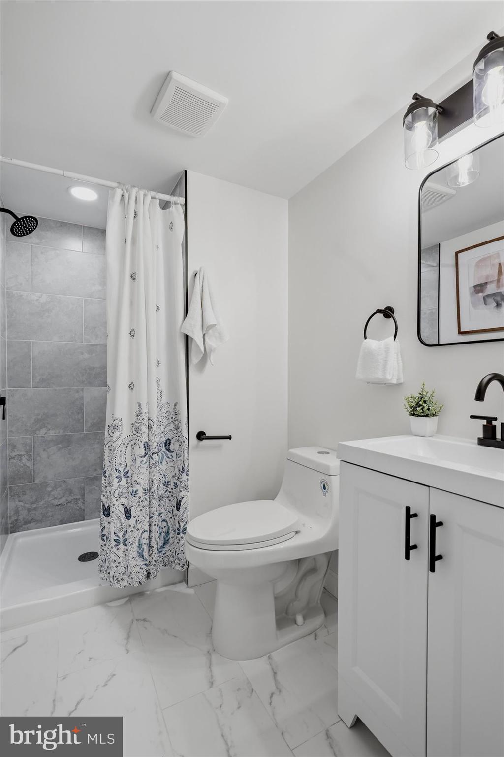 WOODLAWN ESTATES - Residential