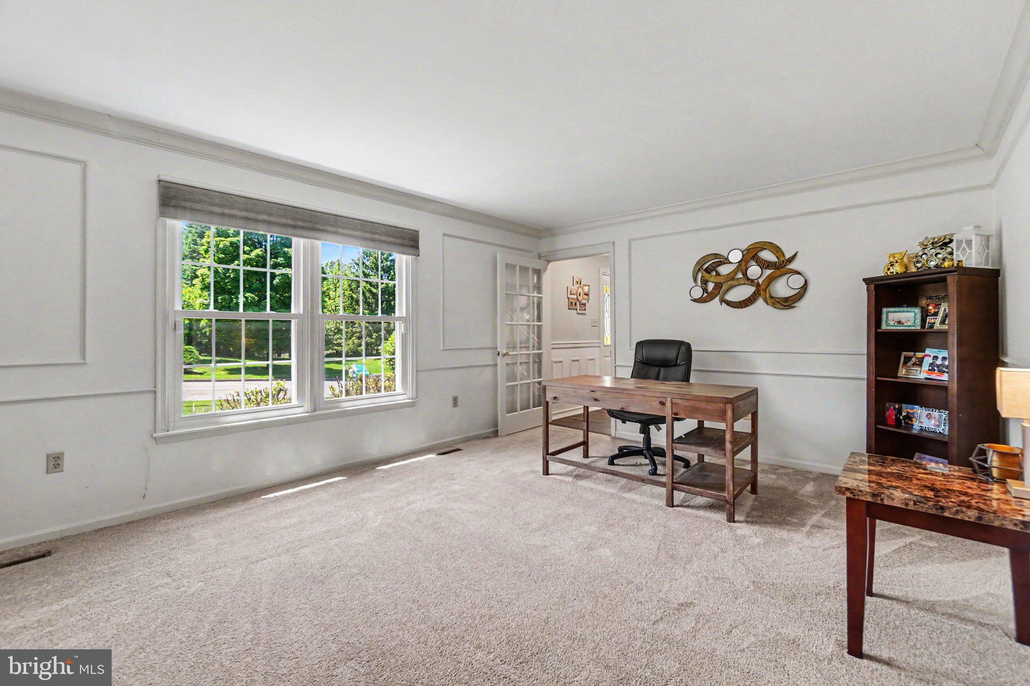 FOREST HILLS - Residential