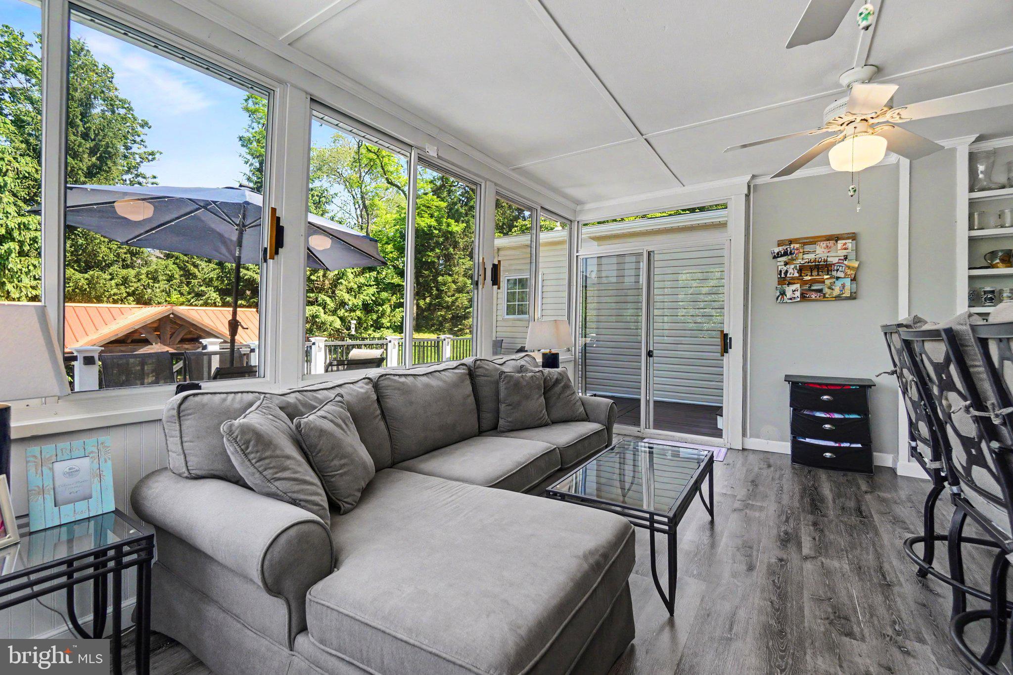 FOREST HILLS - Residential