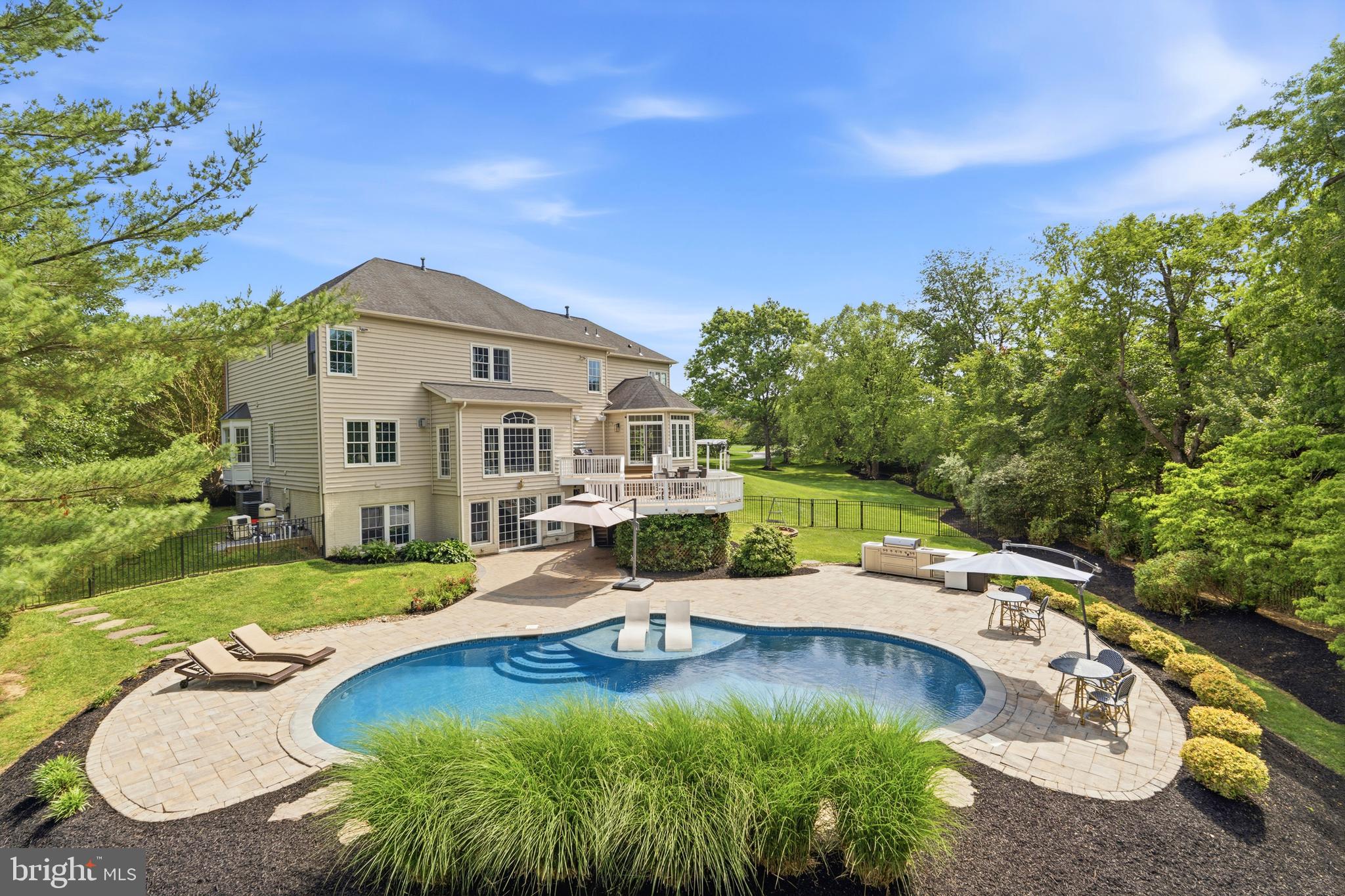 WARD FARM ESTATES - Residential