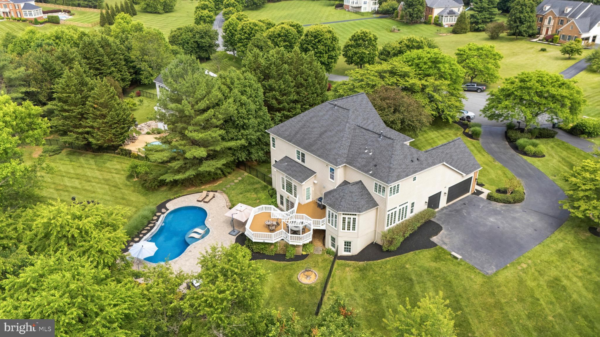 WARD FARM ESTATES - Residential