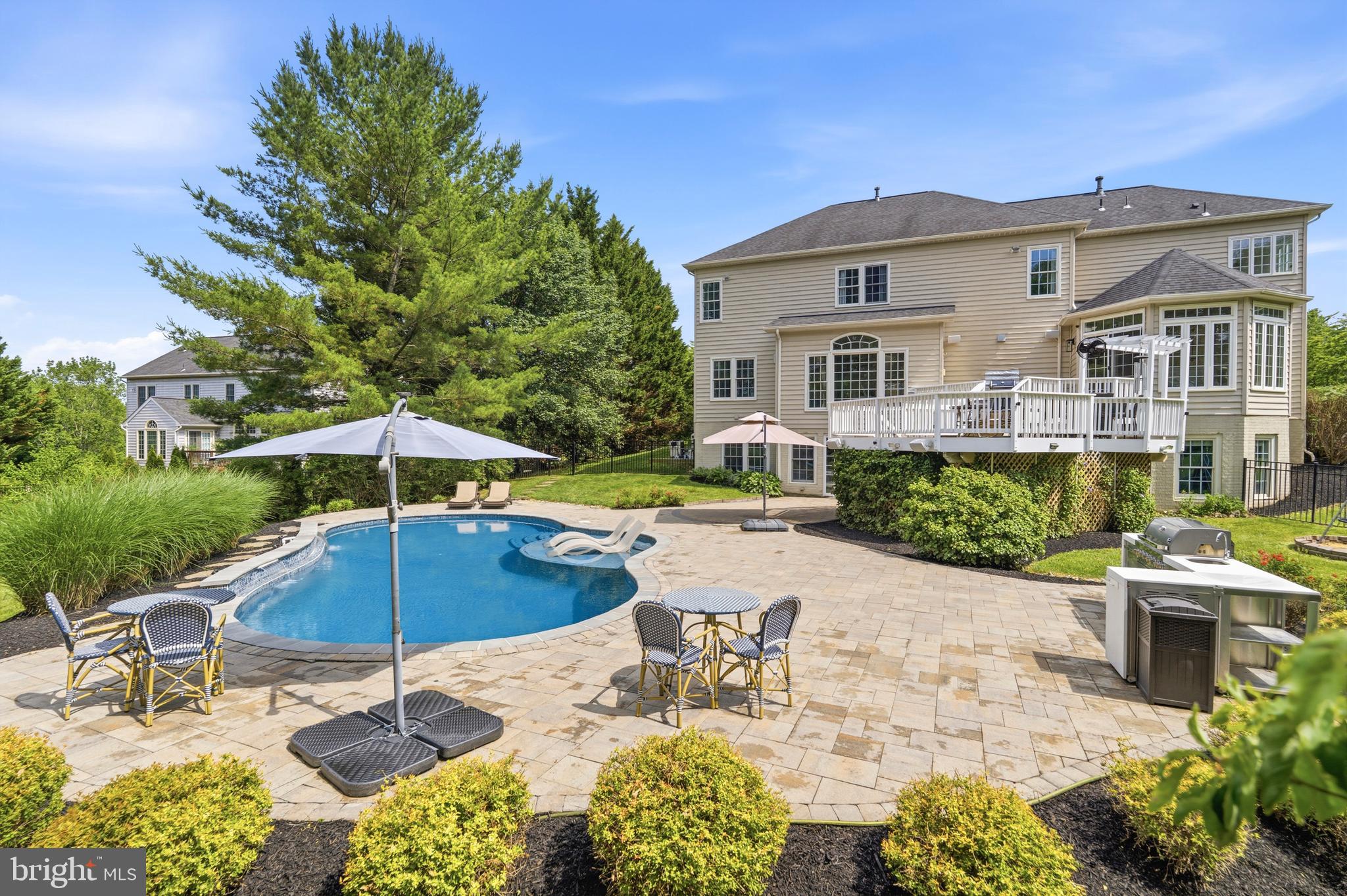 WARD FARM ESTATES - Residential