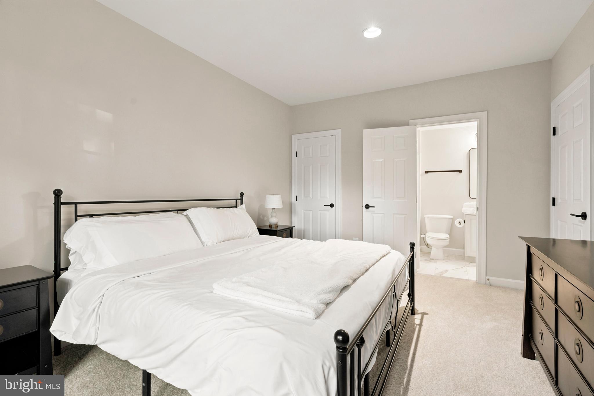 WARD FARM ESTATES - Residential
