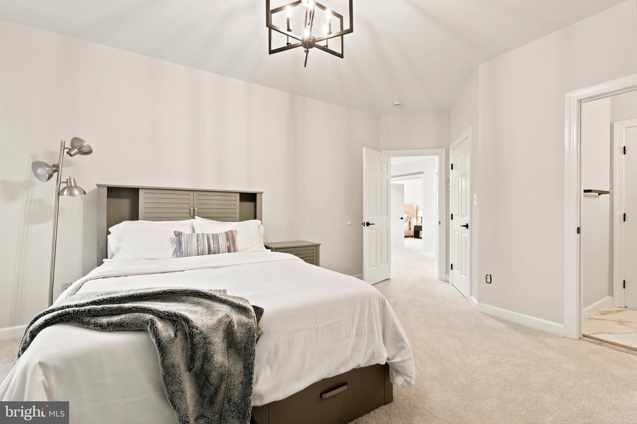 WARD FARM ESTATES - Residential