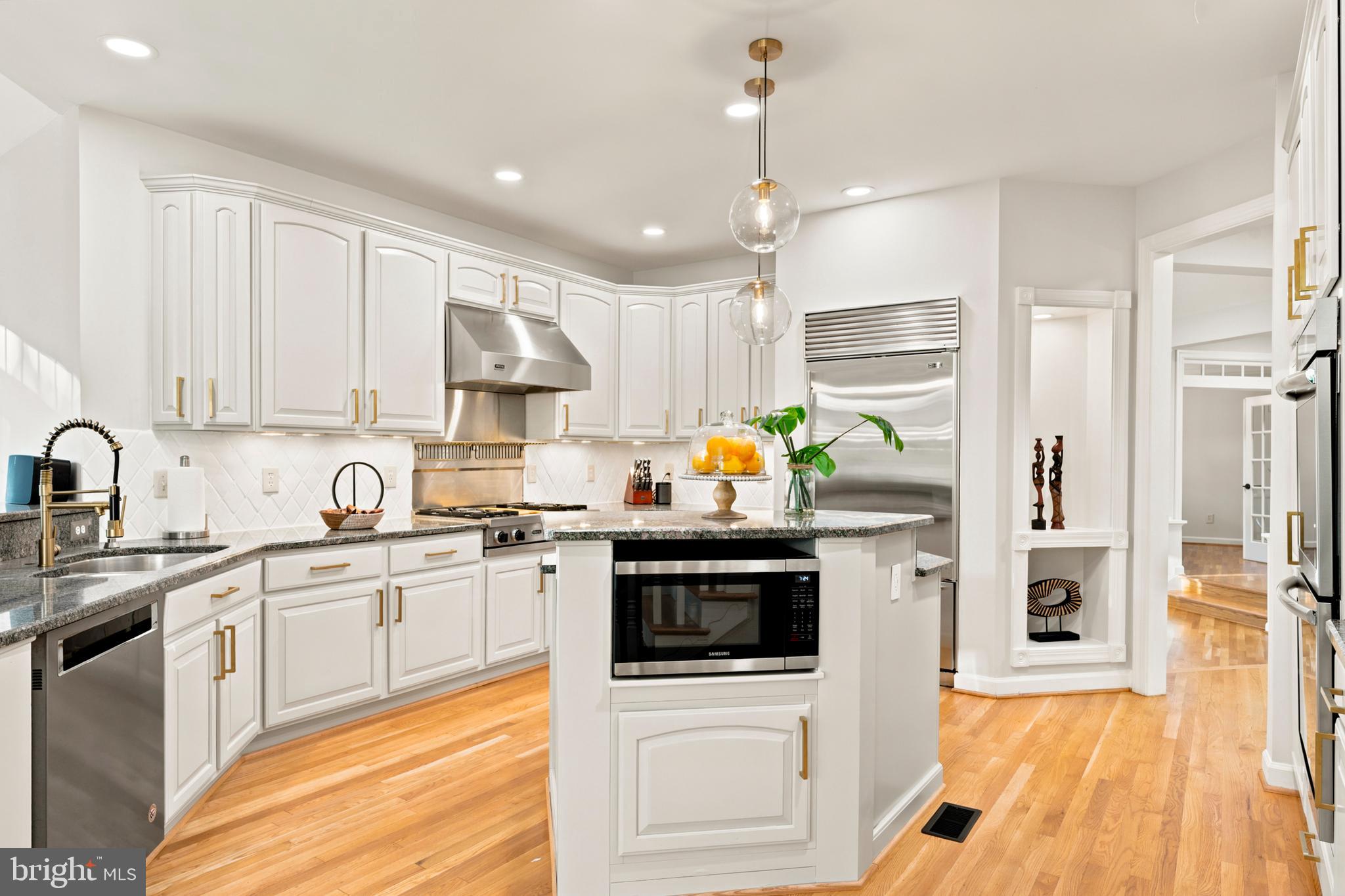 WARD FARM ESTATES - Residential