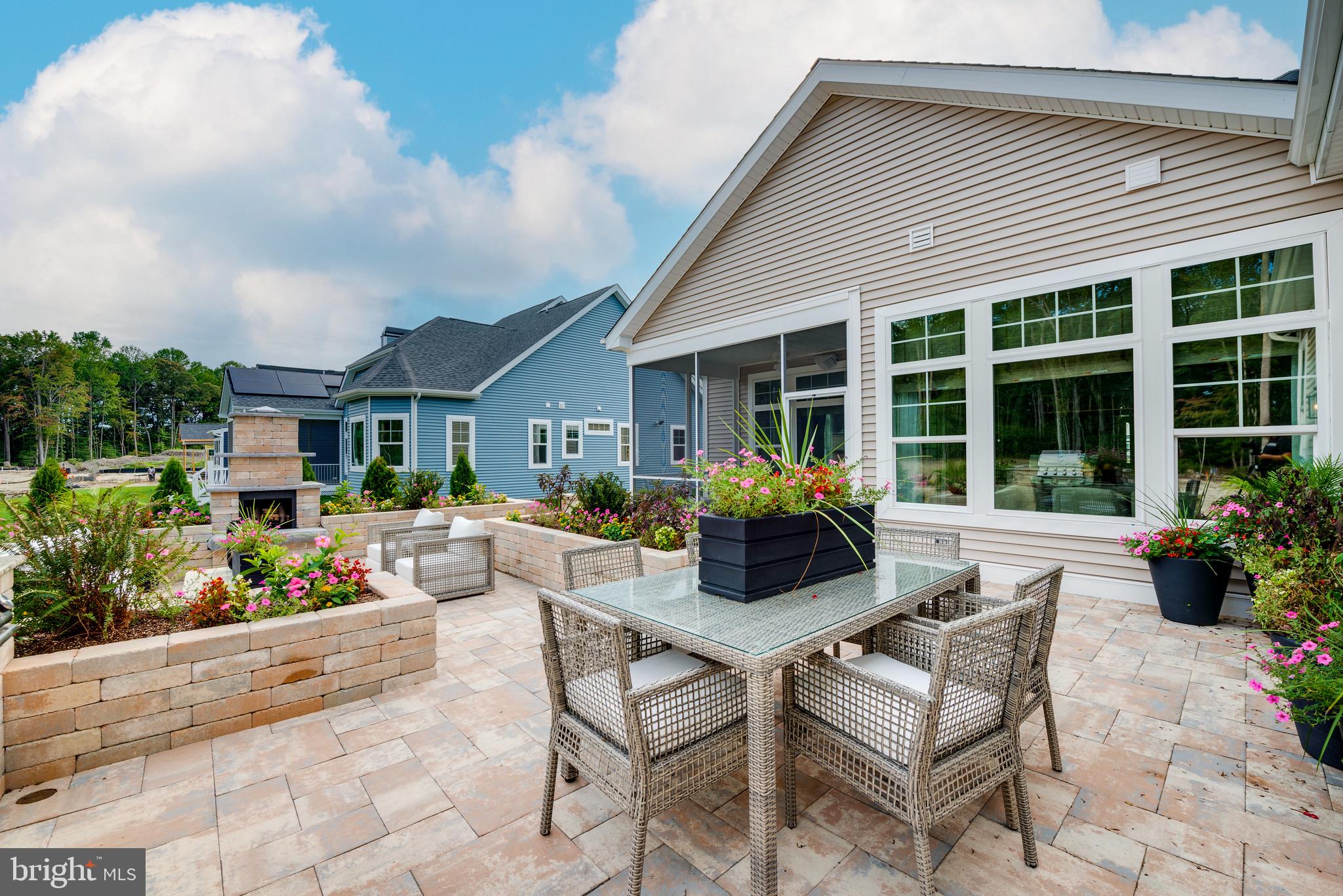 MONARCH - Residential