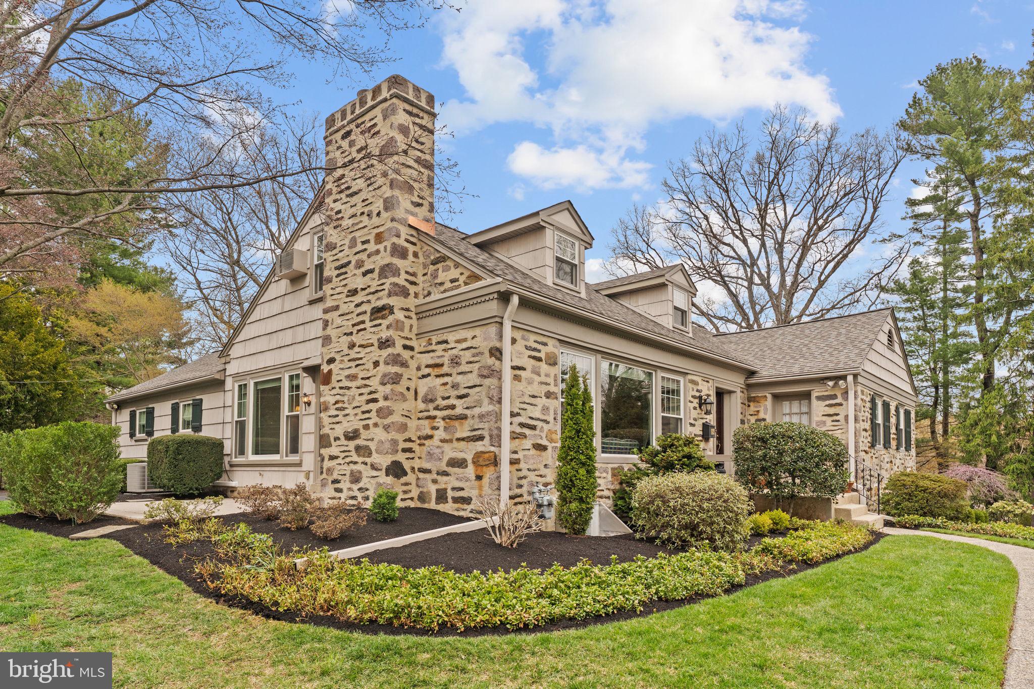 SOUTH WAYNE - Residential