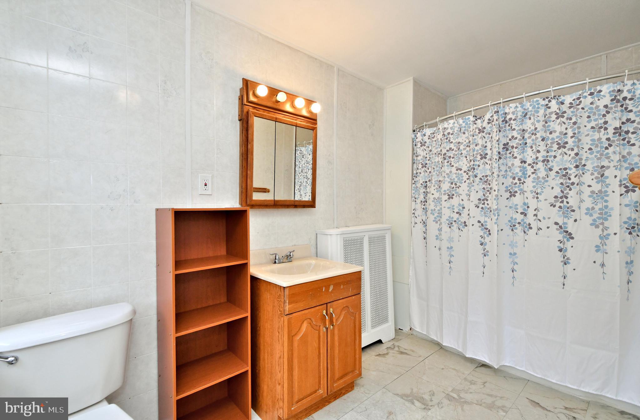 ELKINS PARK - Residential