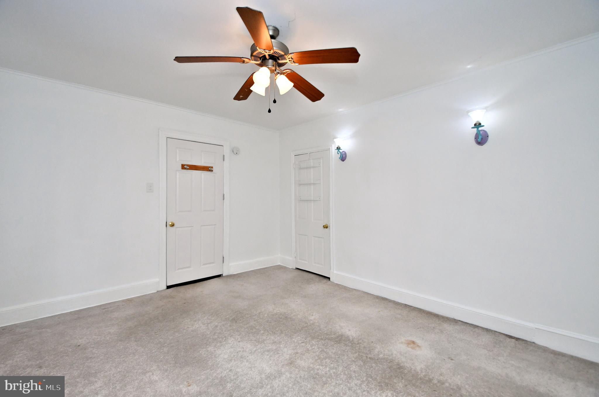 ELKINS PARK - Residential