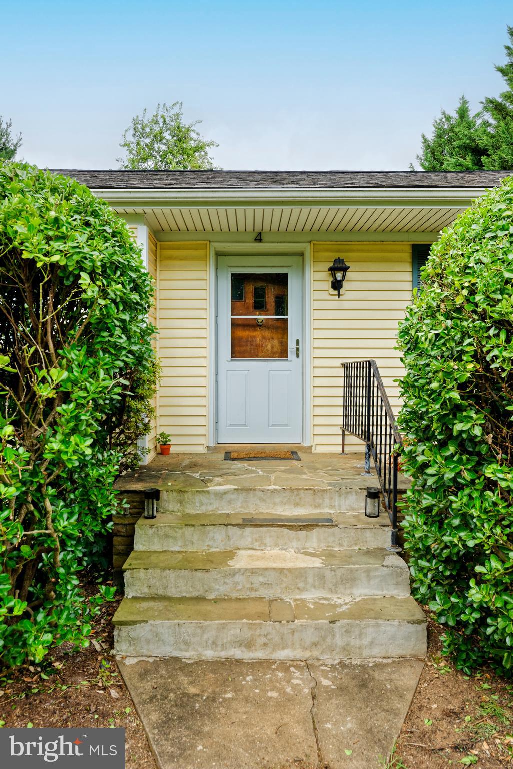 DADE ESTATES - Residential