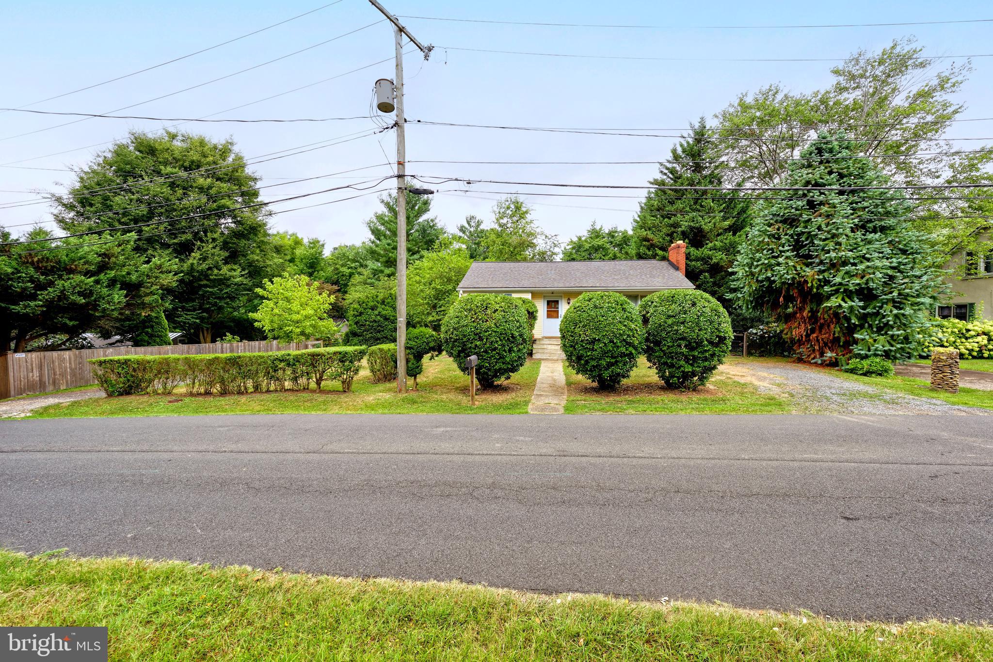 DADE ESTATES - Residential