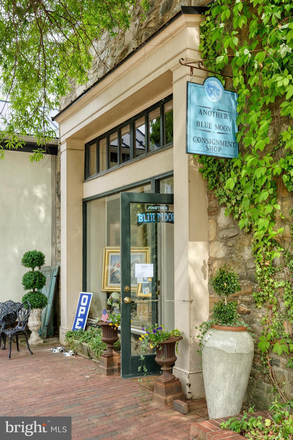 DADE ESTATES - Residential