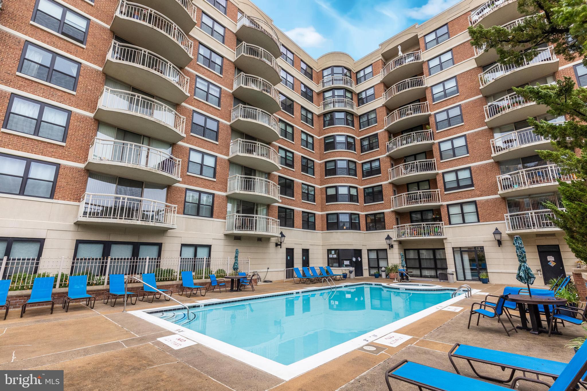 BRADDOCK PLACE - Residential