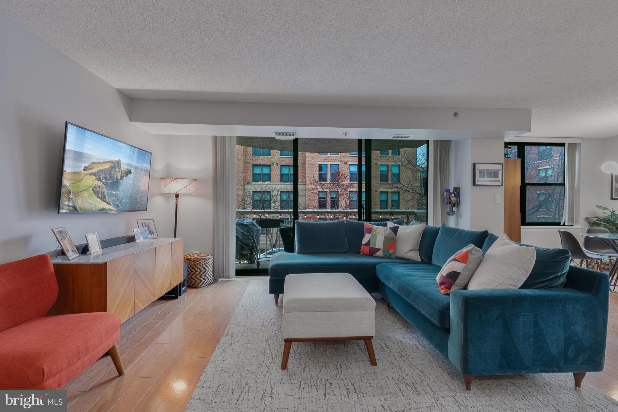 BRADDOCK PLACE - Residential