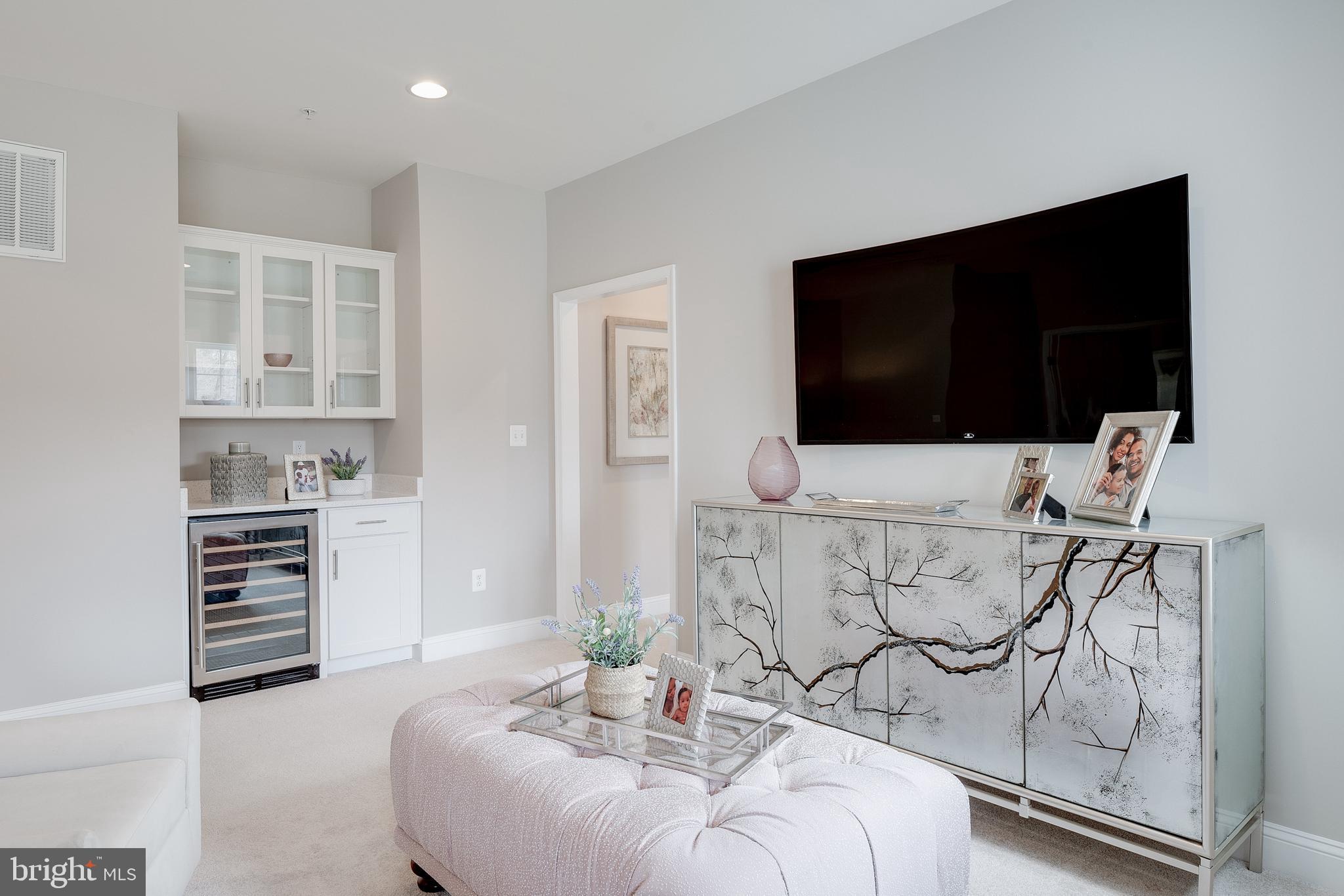 SOUTH TREEVIEW ESTATES - Residential