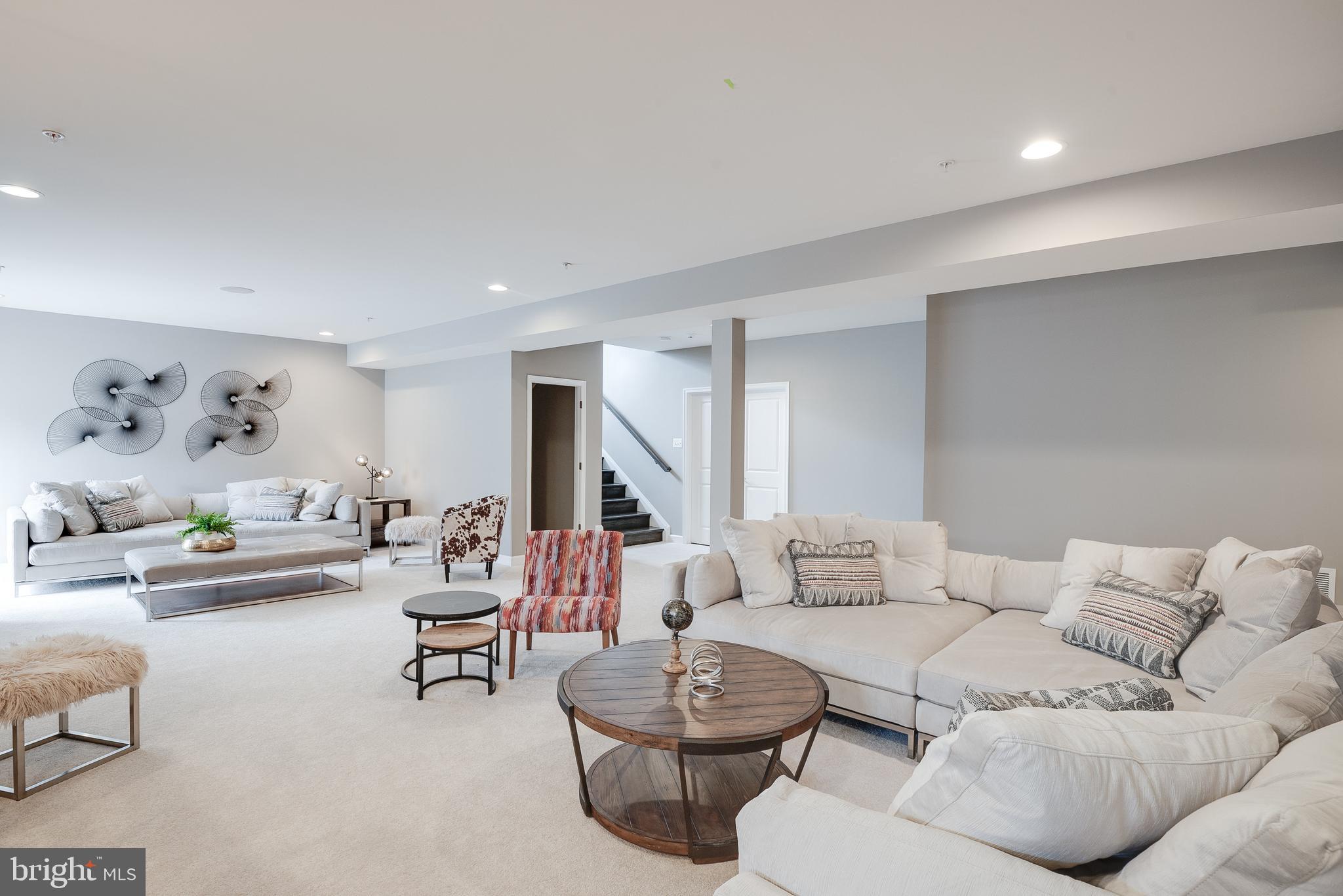 SOUTH TREEVIEW ESTATES - Residential