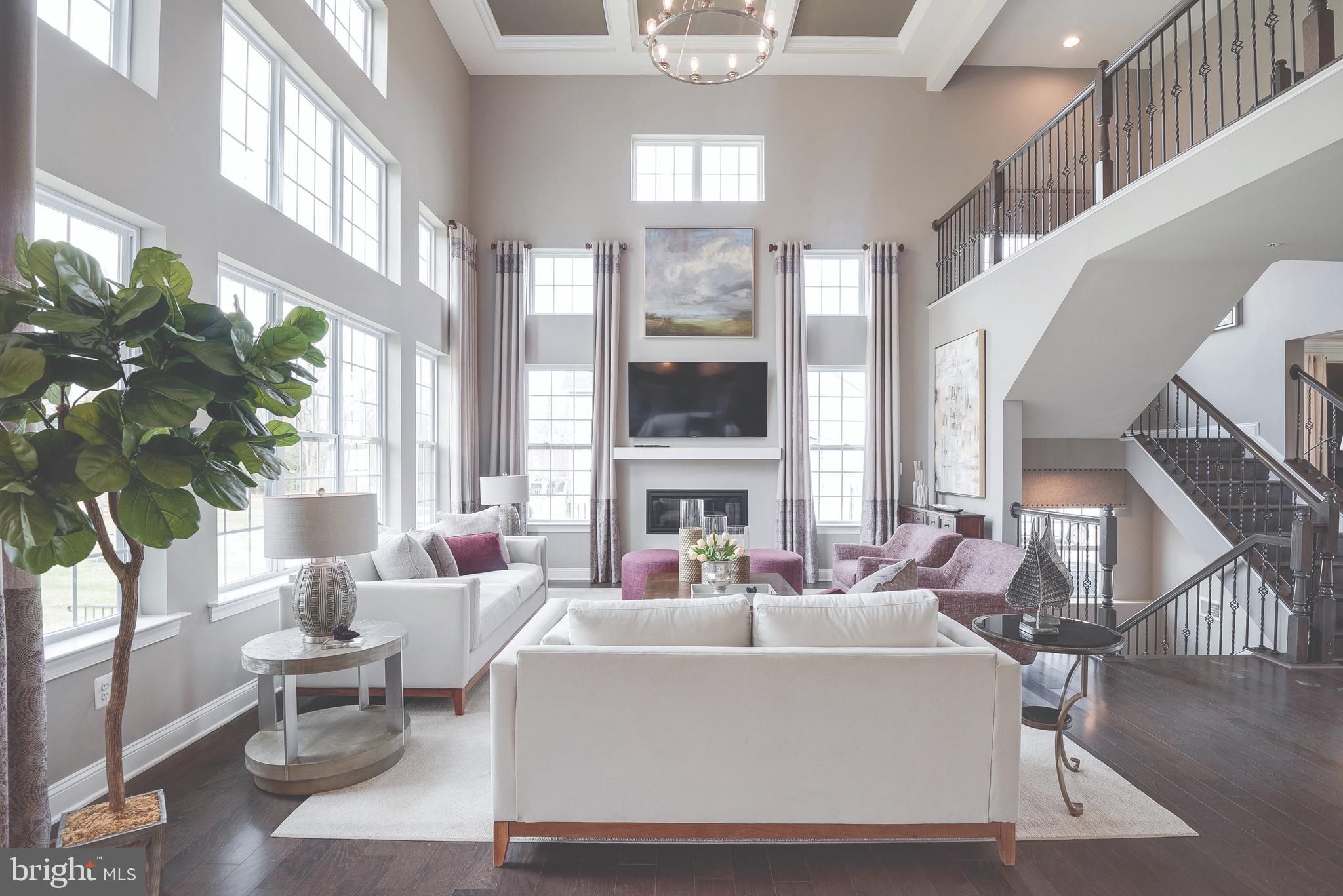 SOUTH TREEVIEW ESTATES - Residential
