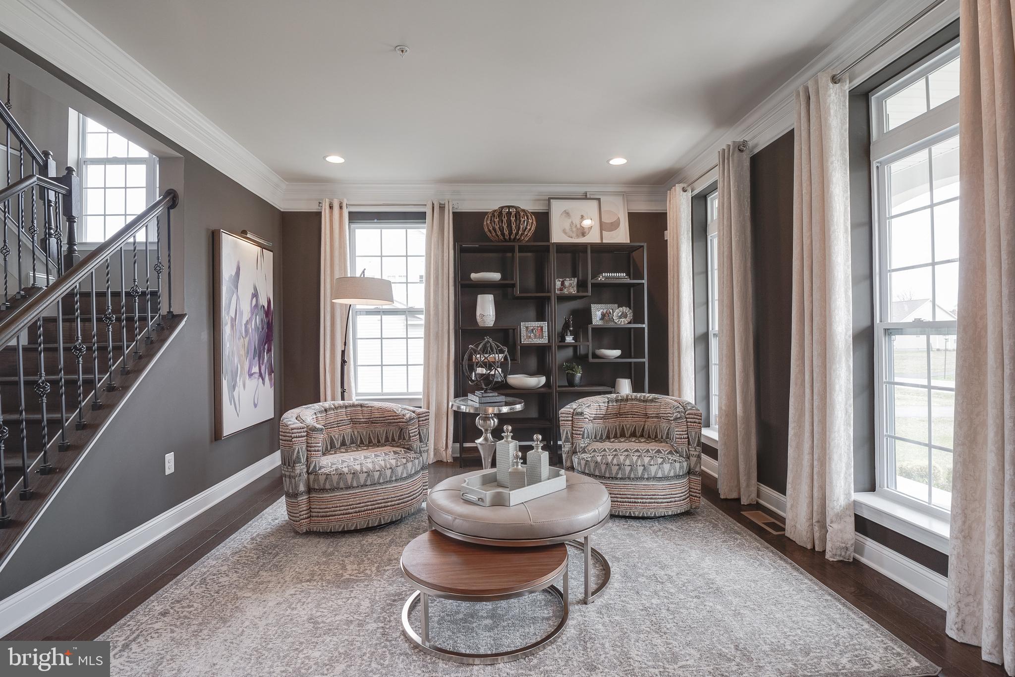 SOUTH TREEVIEW ESTATES - Residential