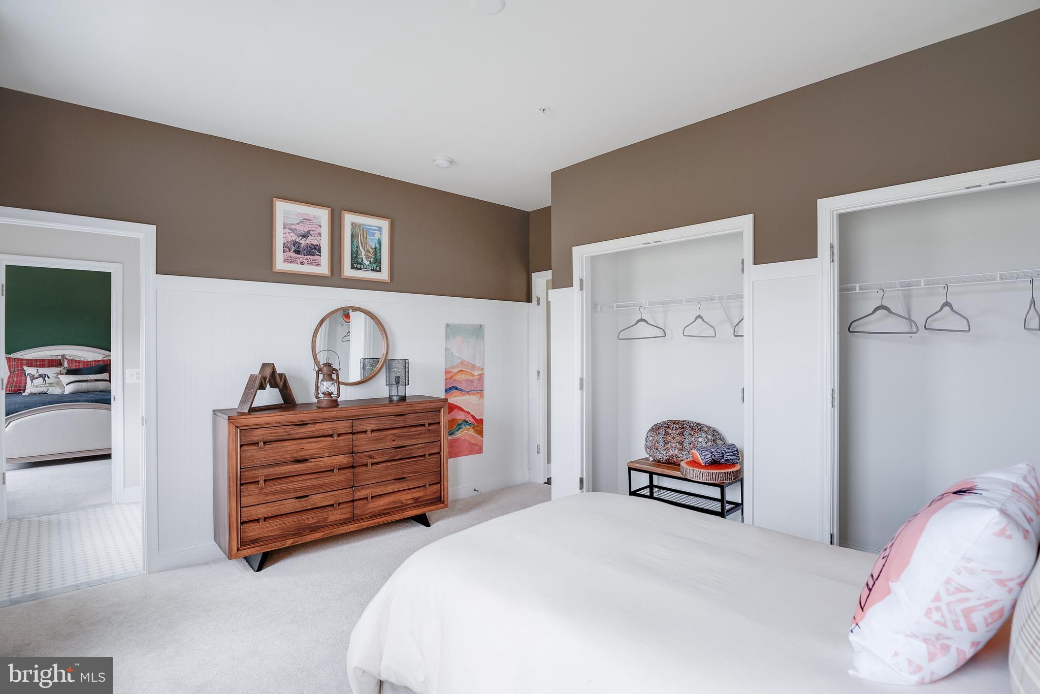 SOUTH TREEVIEW ESTATES - Residential
