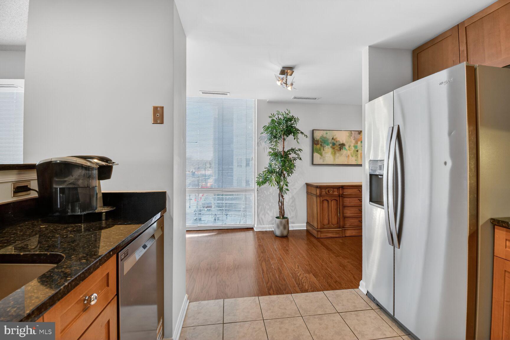 CRESCENT - Residential