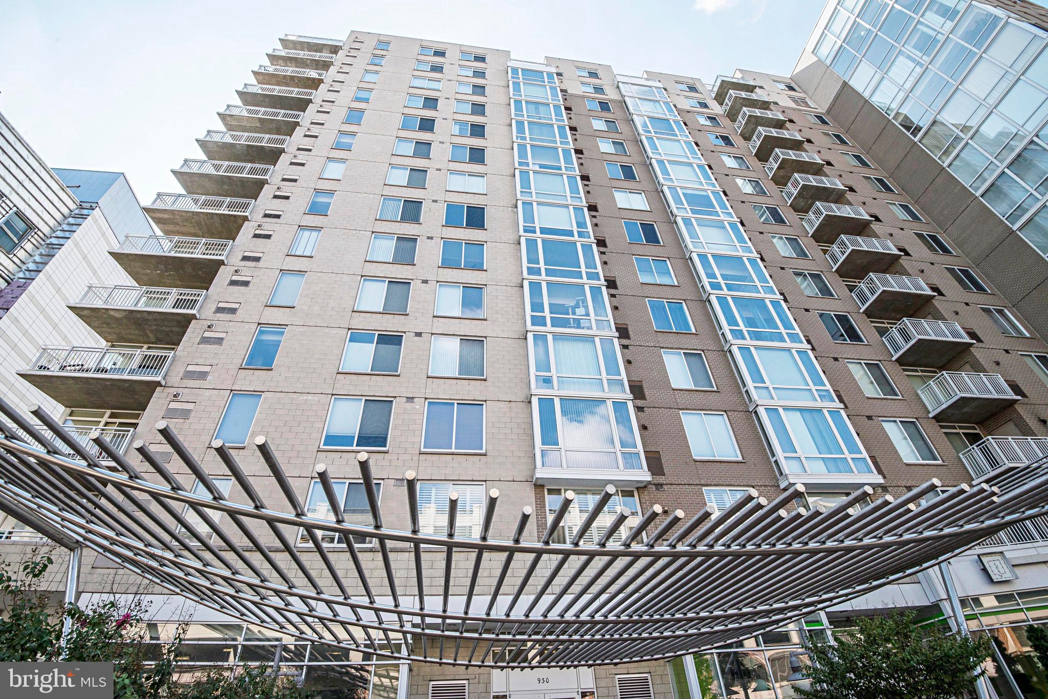 CRESCENT - Residential
