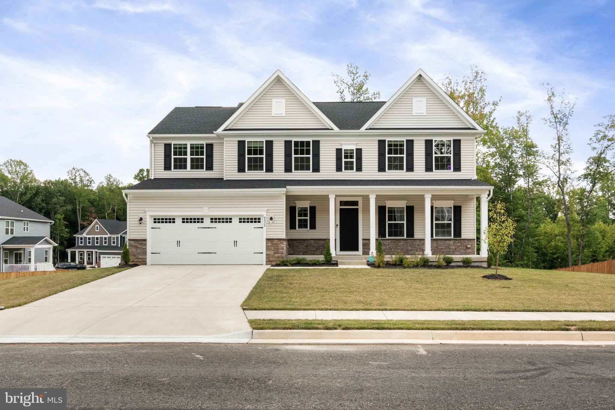WOODBERRY MANOR - Residential