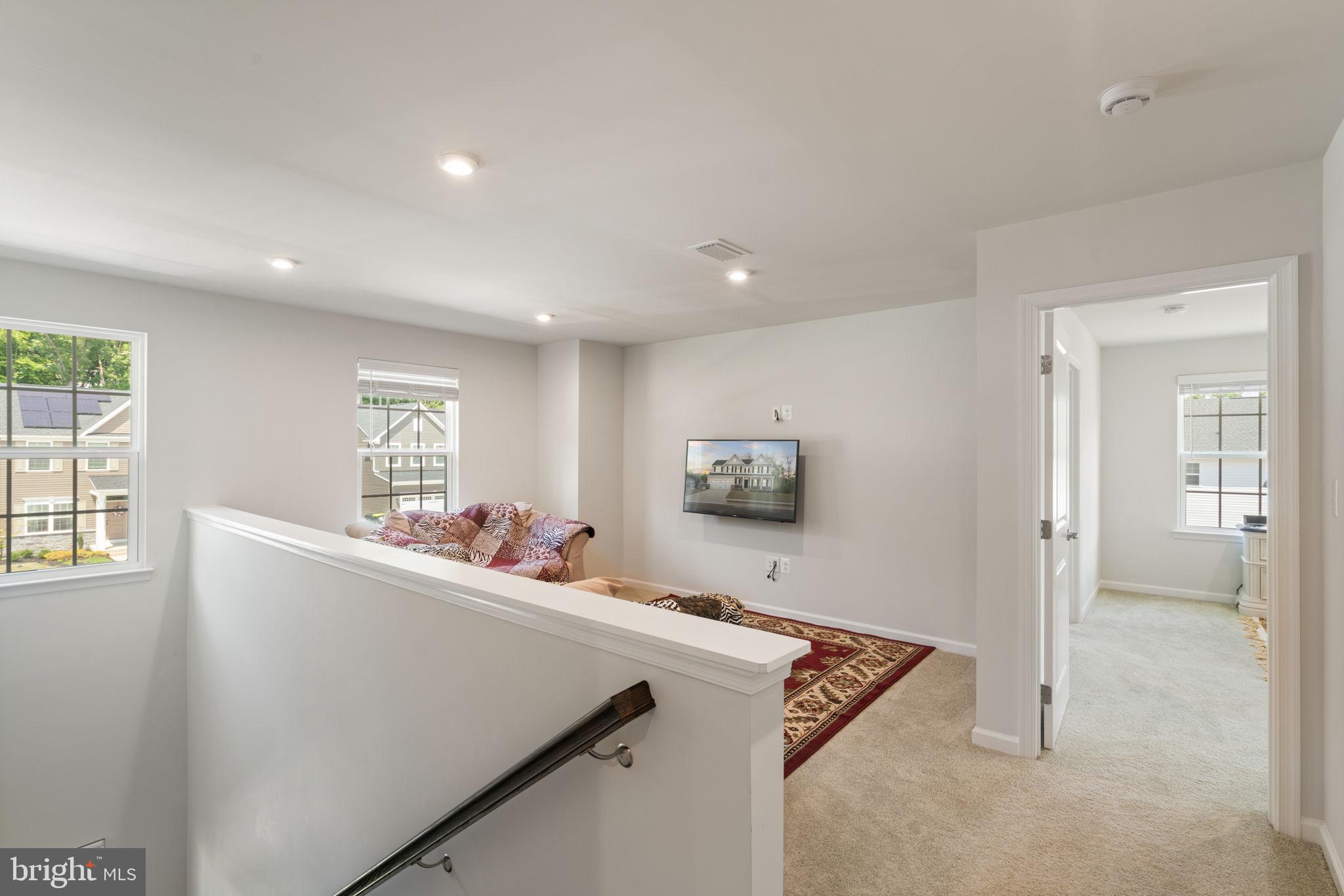WOODBERRY MANOR - Residential