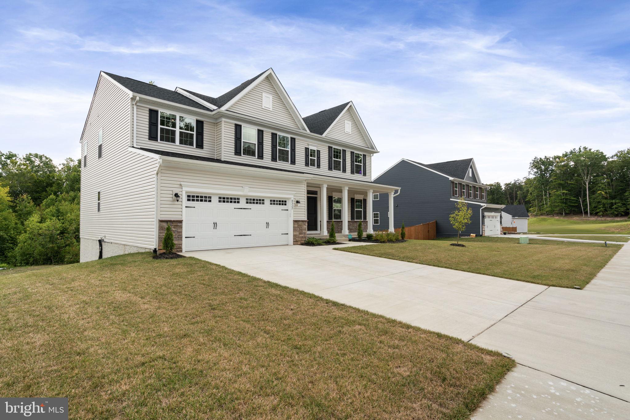 WOODBERRY MANOR - Residential