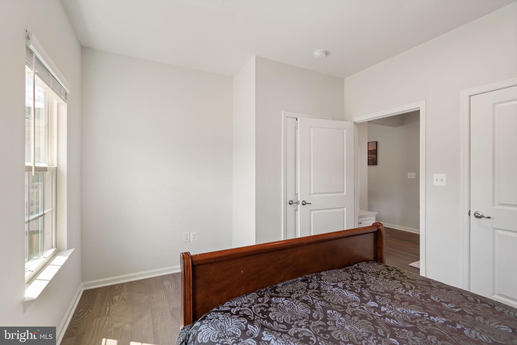 WOODBERRY MANOR - Residential