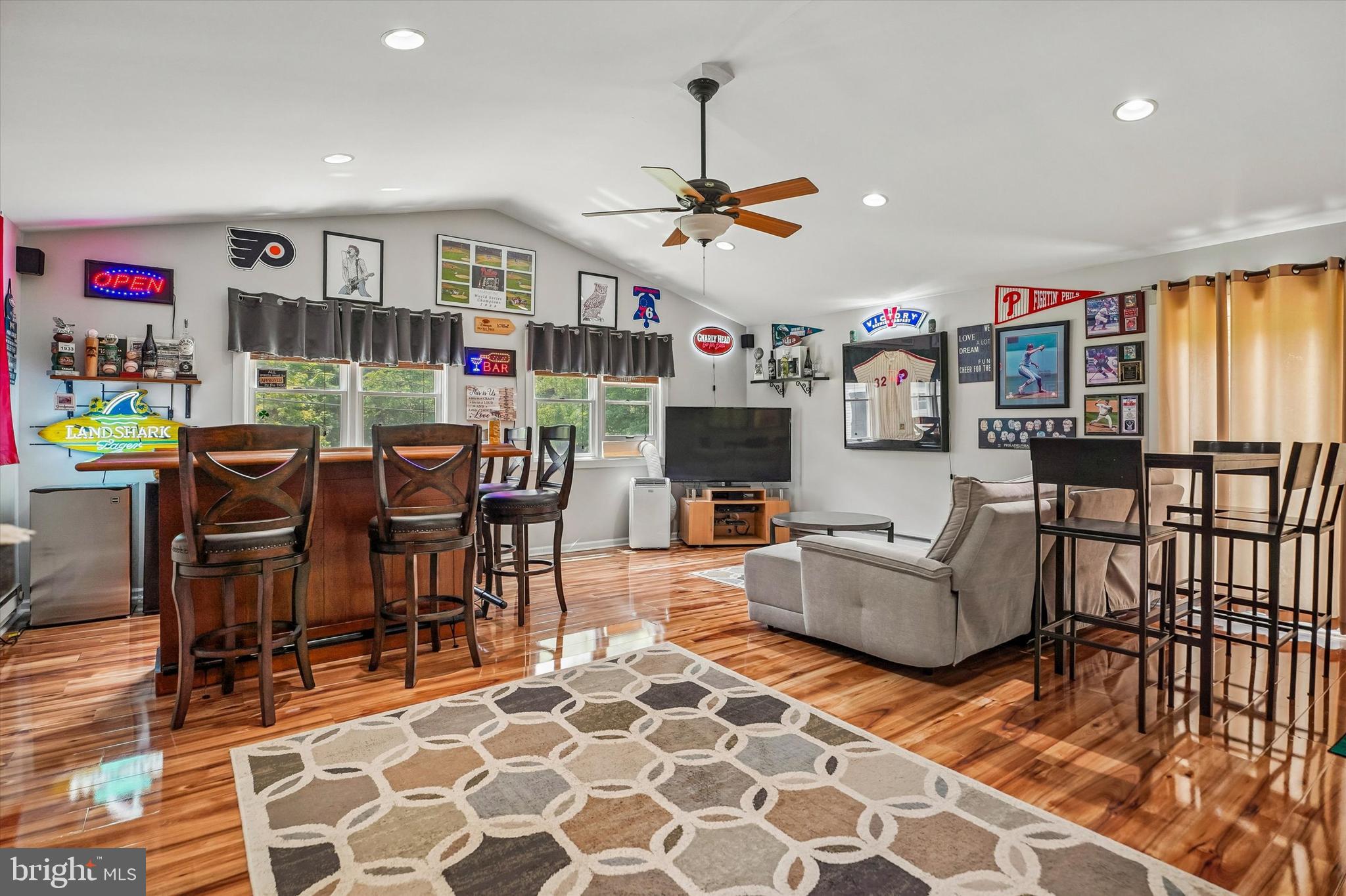 PLYMOUTH HILLS - Residential
